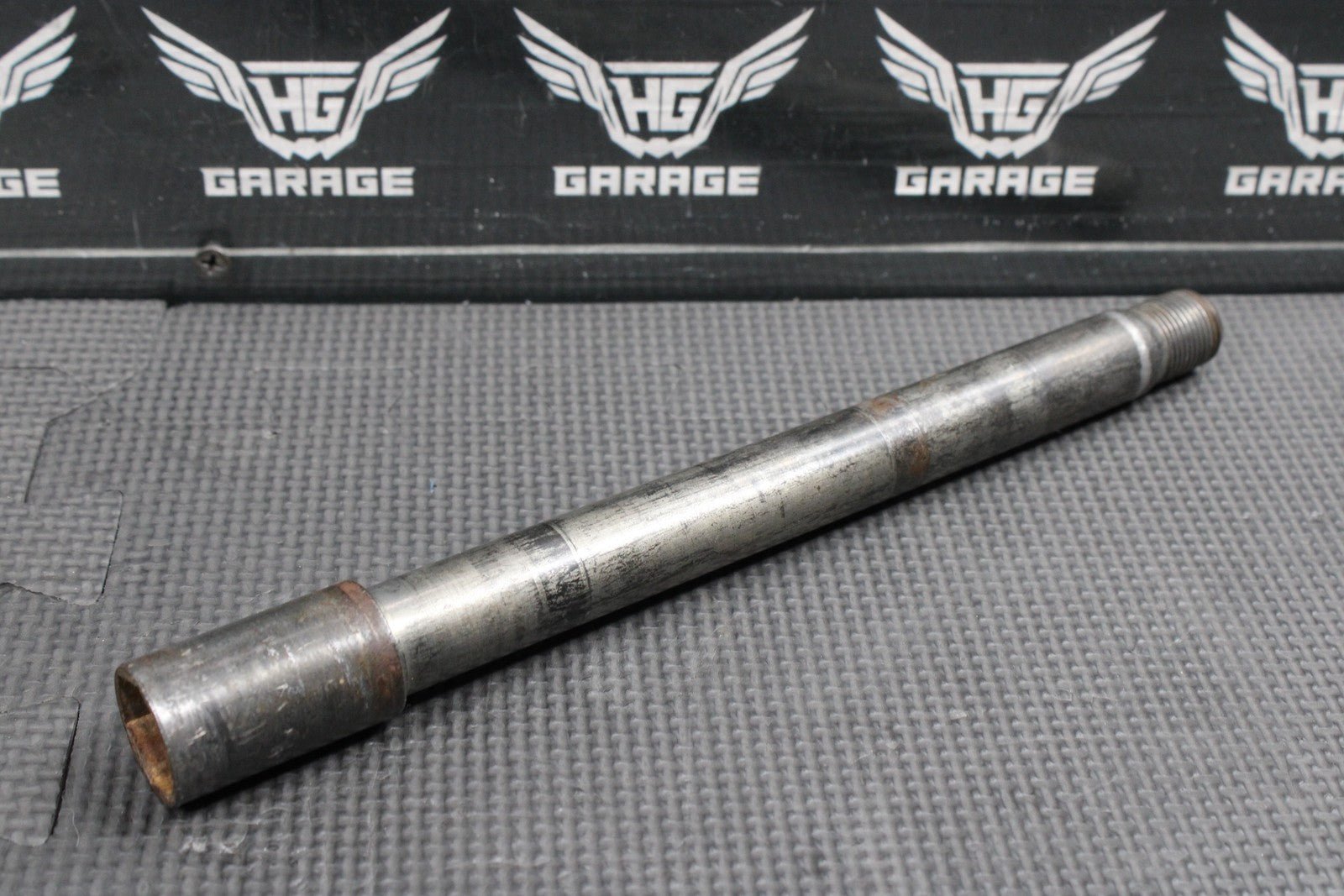 2000 SUZUKI 00 - 04 DRZ400 DRZ400E OEM FRONT WHEEL RIM AXLE PIVOT BOLT - hggarage