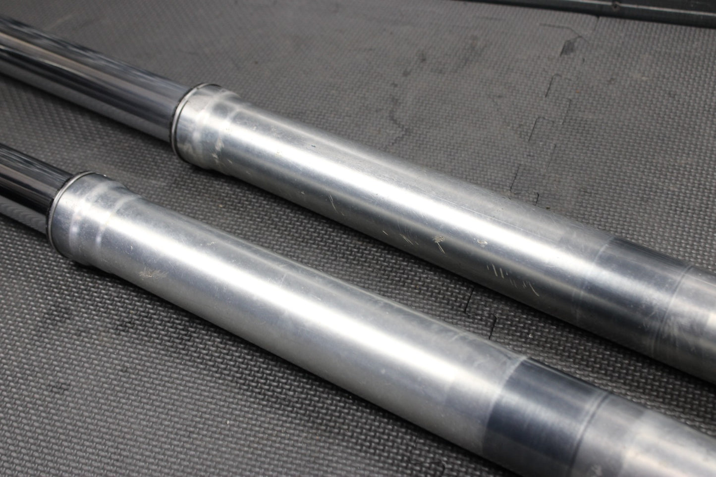 2000 KTM 250 EXC OEM RIGHT LEFT FRONT SUSPENSION FORKS SHOCKS 0518U787LS - hggarage