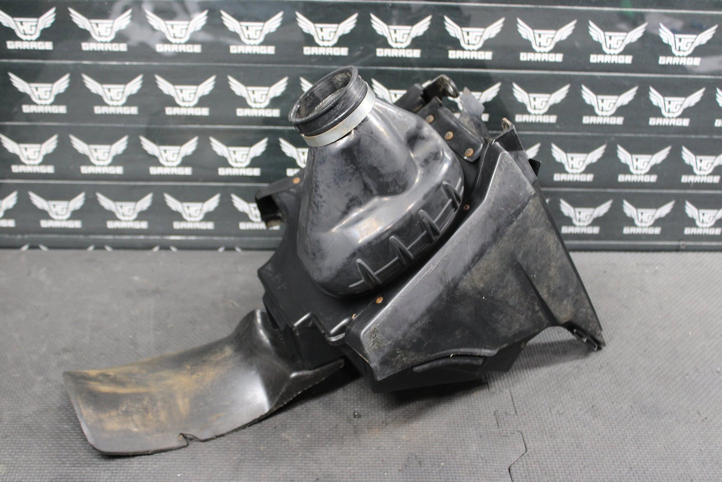 2006 Yamaha YZ250F OEM Airbox Air Cleaner Filter Box 5XC - 14453 - 90 - 00 - hggarage