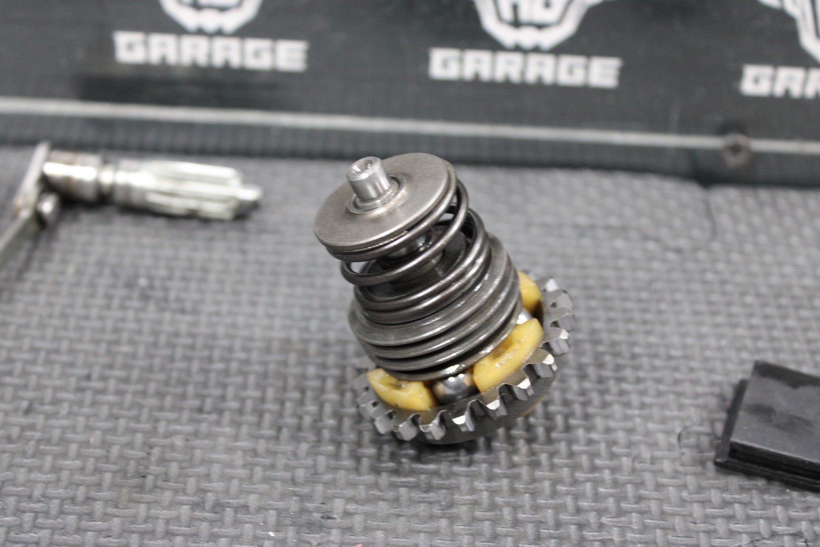 1998 HONDA CR125R 98 - 99 OEM ENGINE POWERVALVE EXHUAST VALVE LINKAGE GOVERNOR - hggarage