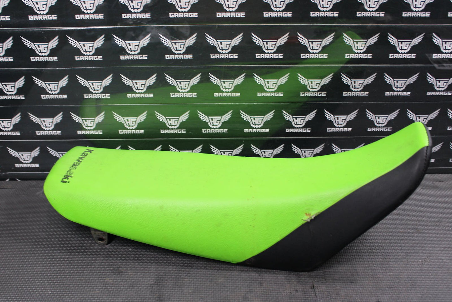 2001 KAWASAKI 2001 2002 KX100 KX85 OEM SEAT SADDLE 53001 - 1937 - MH - hggarage