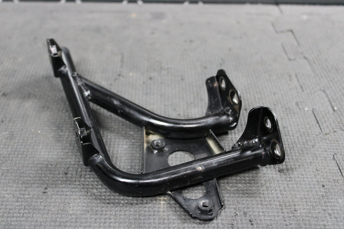 2015 KAWASAKI 01 - 09 / 11 - 19 KX100 01 - 19 KX85 OEM LEFT RADIATOR BRACKET MOUNT - hggarage