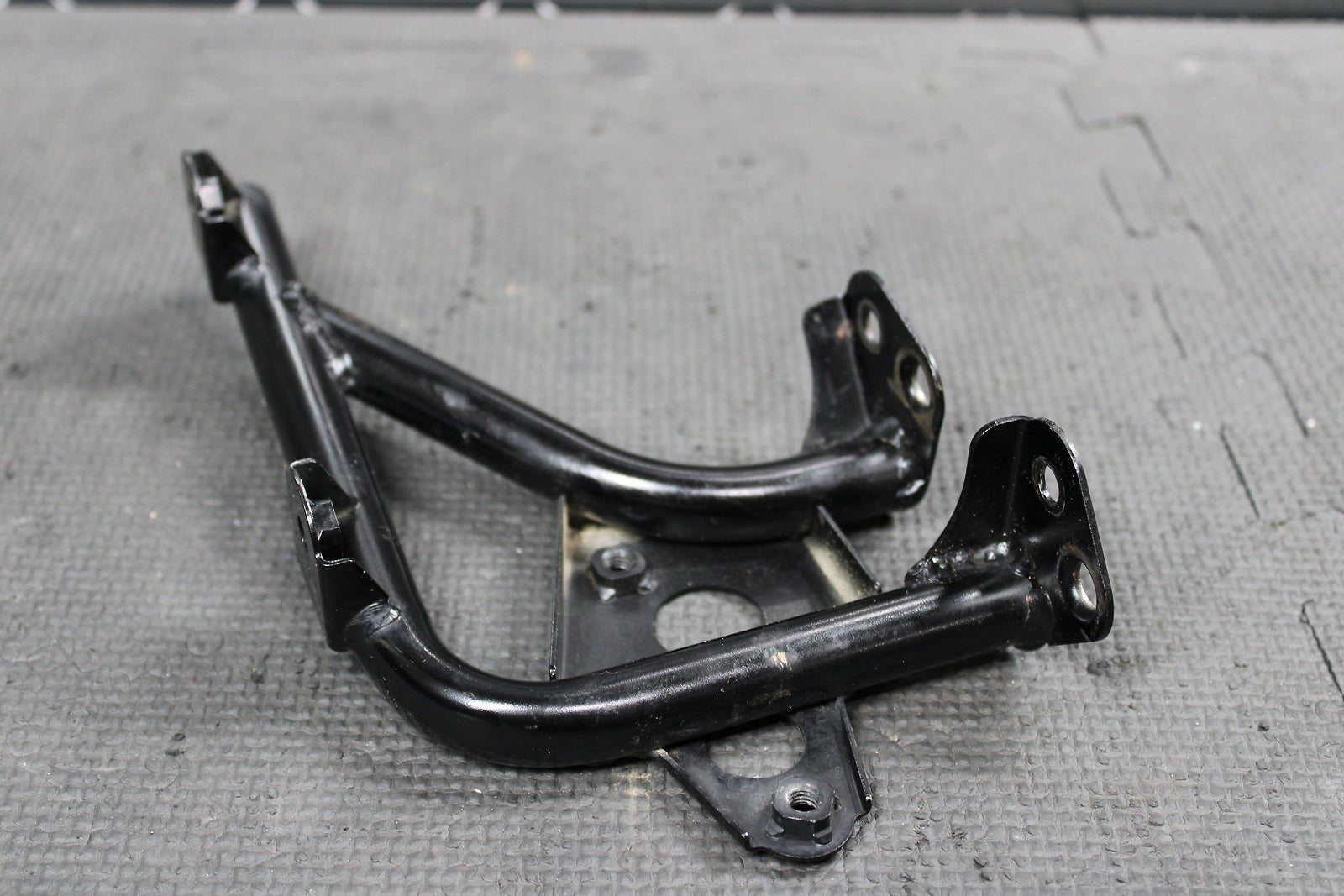 2015 KAWASAKI 01 - 09 / 11 - 19 KX100 01 - 19 KX85 OEM LEFT RADIATOR BRACKET MOUNT - hggarage