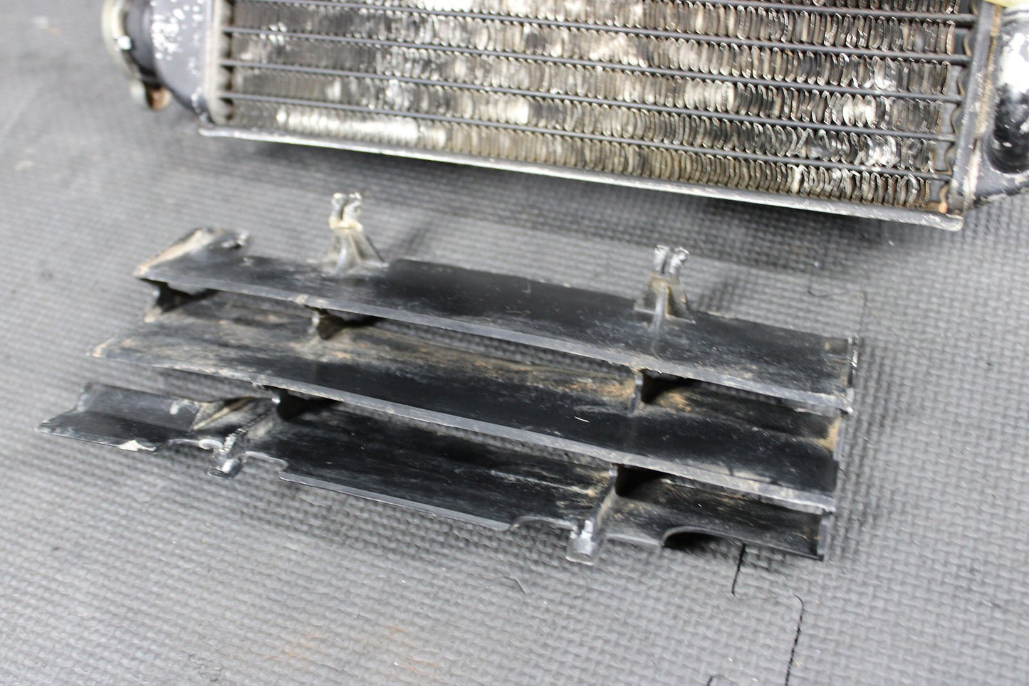 2006 HONDA CR85R CR85RB OEM ENGINE MOTOR COOLING COOLER RADIATOR ASSEMBLY - hggarage