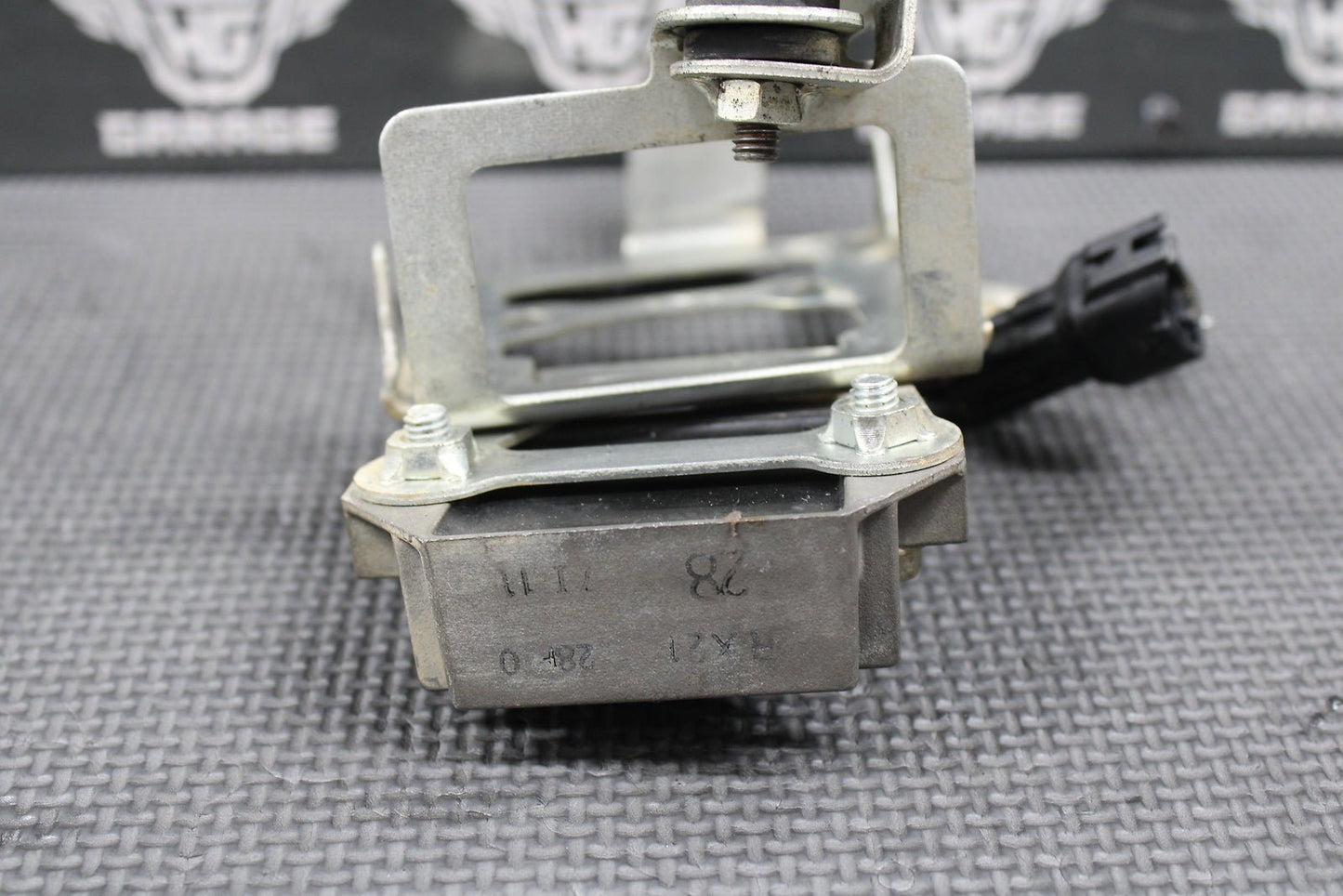 2018 18 - 20 SUZUKI RMZ450 OEM RECTIFIER VOLTAGE REGULATOR & CDI MOUNT 32800 - 28H00 - hggarage