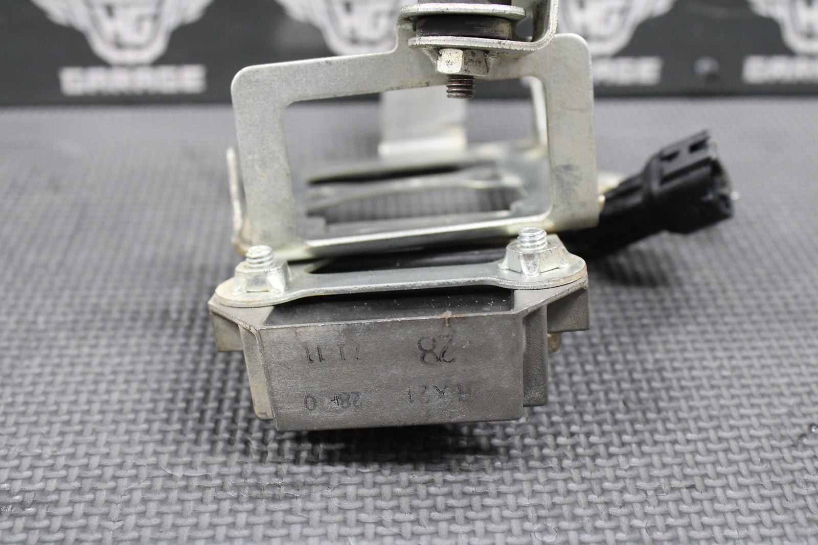2018 18 - 20 SUZUKI RMZ450 OEM RECTIFIER VOLTAGE REGULATOR & CDI MOUNT 32800 - 28H00 - hggarage