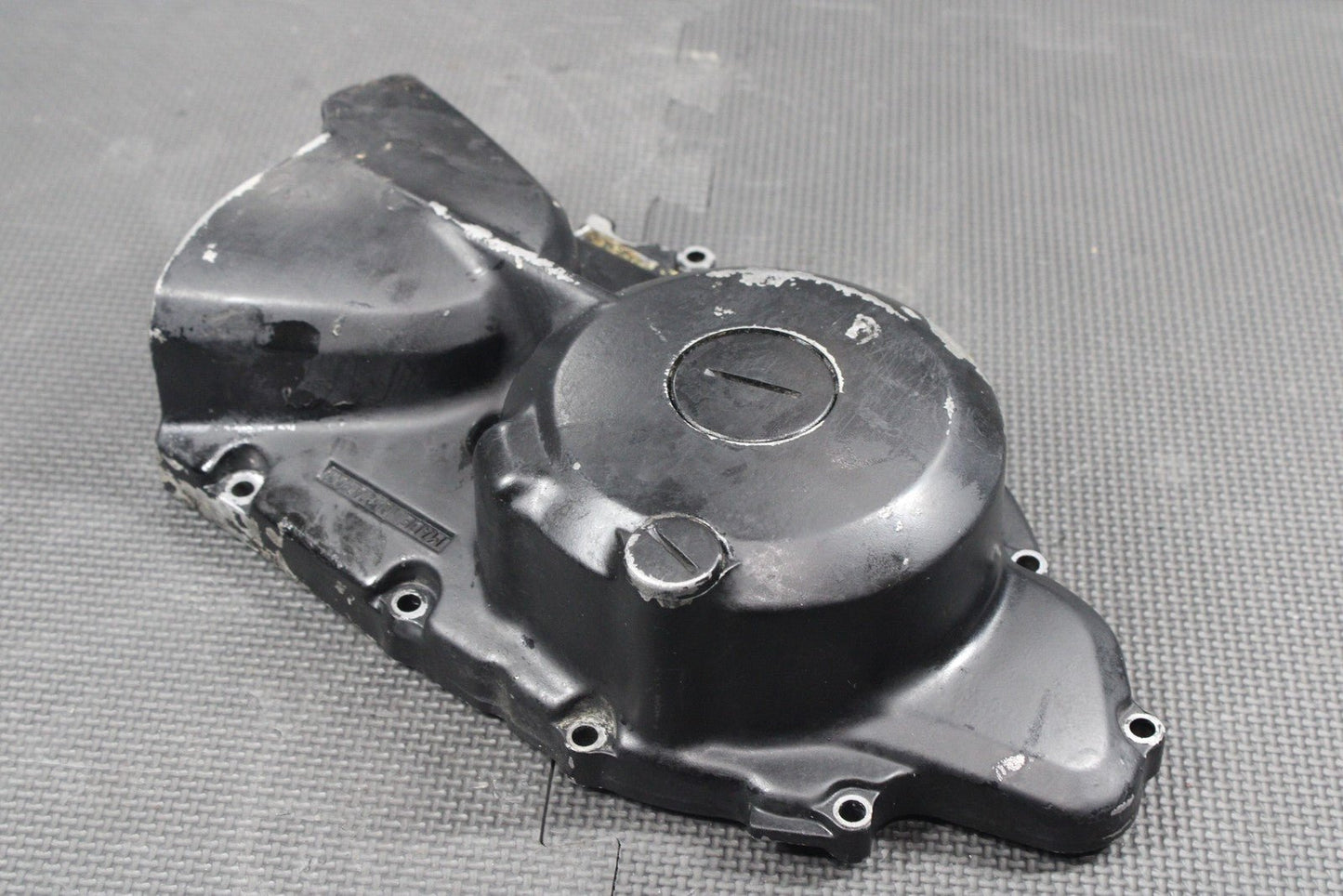 1987 YAMAHA TW200 LEFT SIDE STATOR GENERATOR MAGNETO COVER 2JX - 15410 - 00 - 00 - hggarage