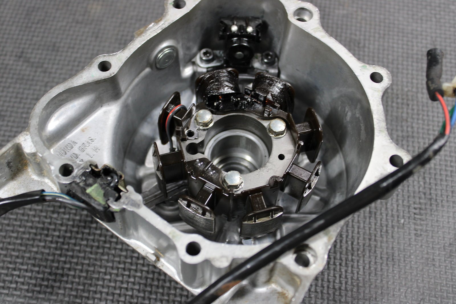 2004 HONDA CRF150F STATOR MAGNETO GENERATOR ALTERNATOR 11341 - KPT - 900 - hggarage