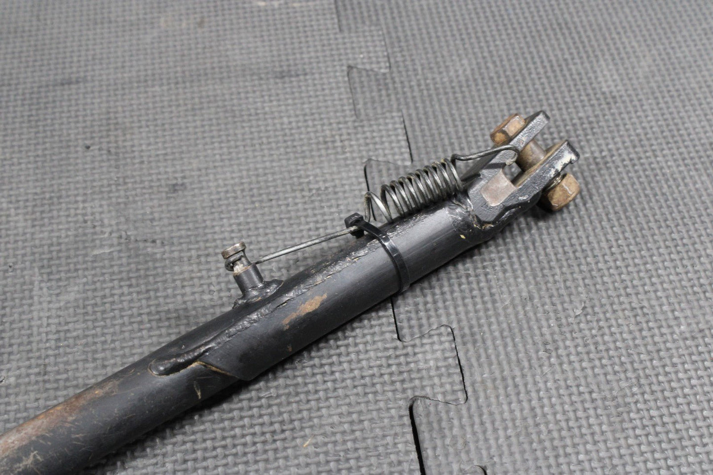 2000 SUZUKI 00 - 04 DRZ400 00 - 07 DRZ400E OEM KICKSTAND SIDE KICK STAND 42310 - 44E10 - hggarage