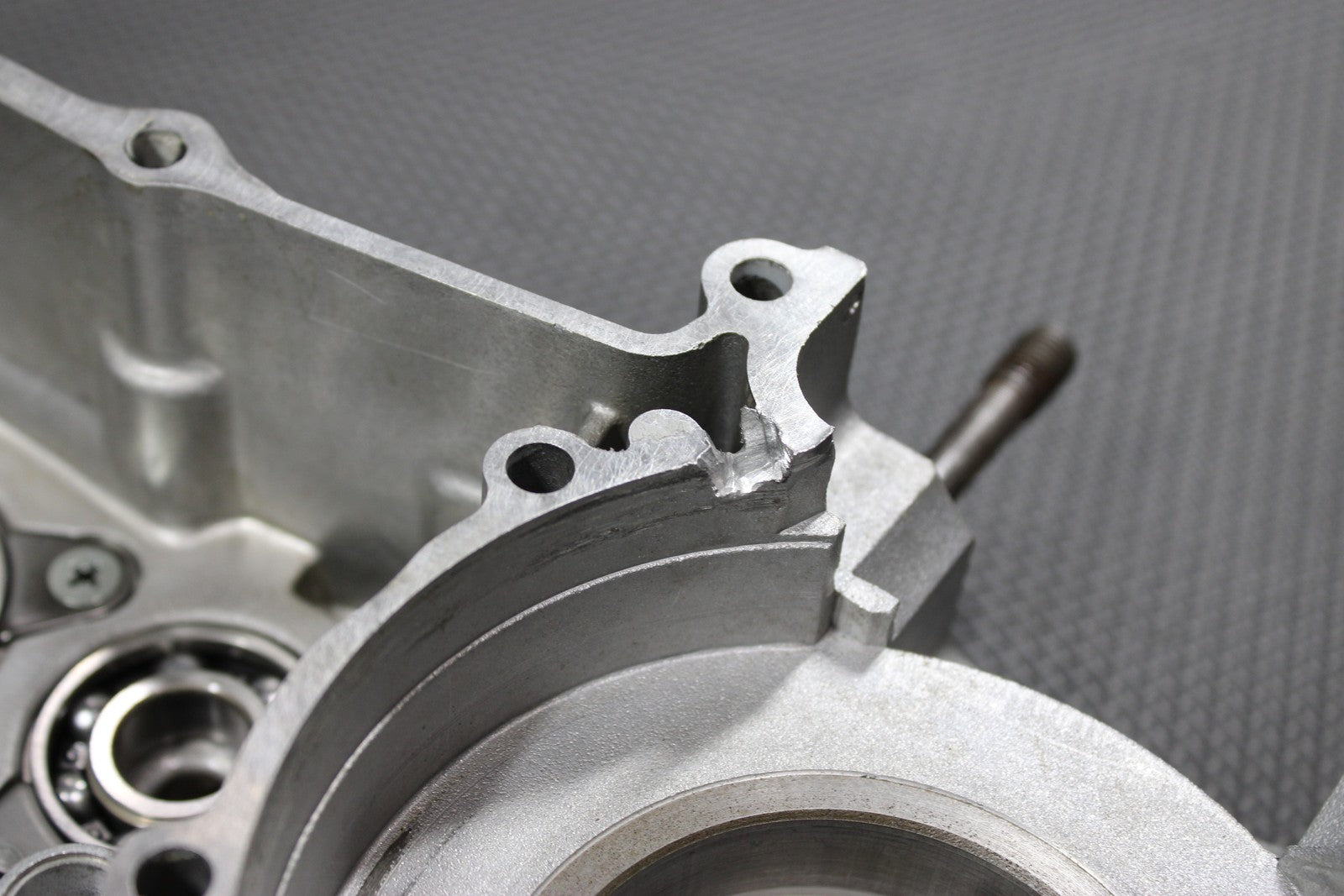 1997 97 - 99 KAWASAKI KX250 LEFT RIGHT ENGINE CRANKCASE CRANK CASES BLOCK NEED WOR - hggarage