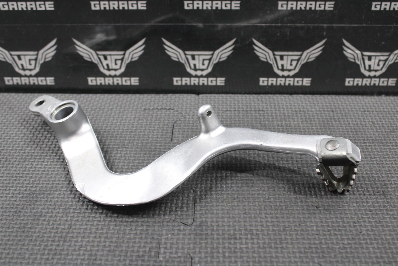 2001 HONDA 90 - 01 CR500R OEM RIGHT REAR BRAKE FOOT PEDAL LEVER 46510 - ML3 - 910 - hggarage
