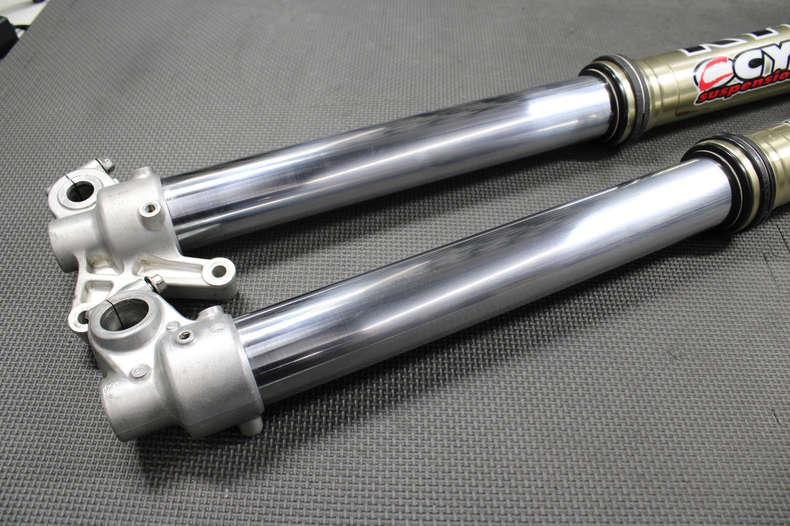2009 YAMAHA YZ450F 06 - 09 OEM KYB SSS RIGHT LEFT FRONT SUSPENSION FORKS SHOCKS - hggarage