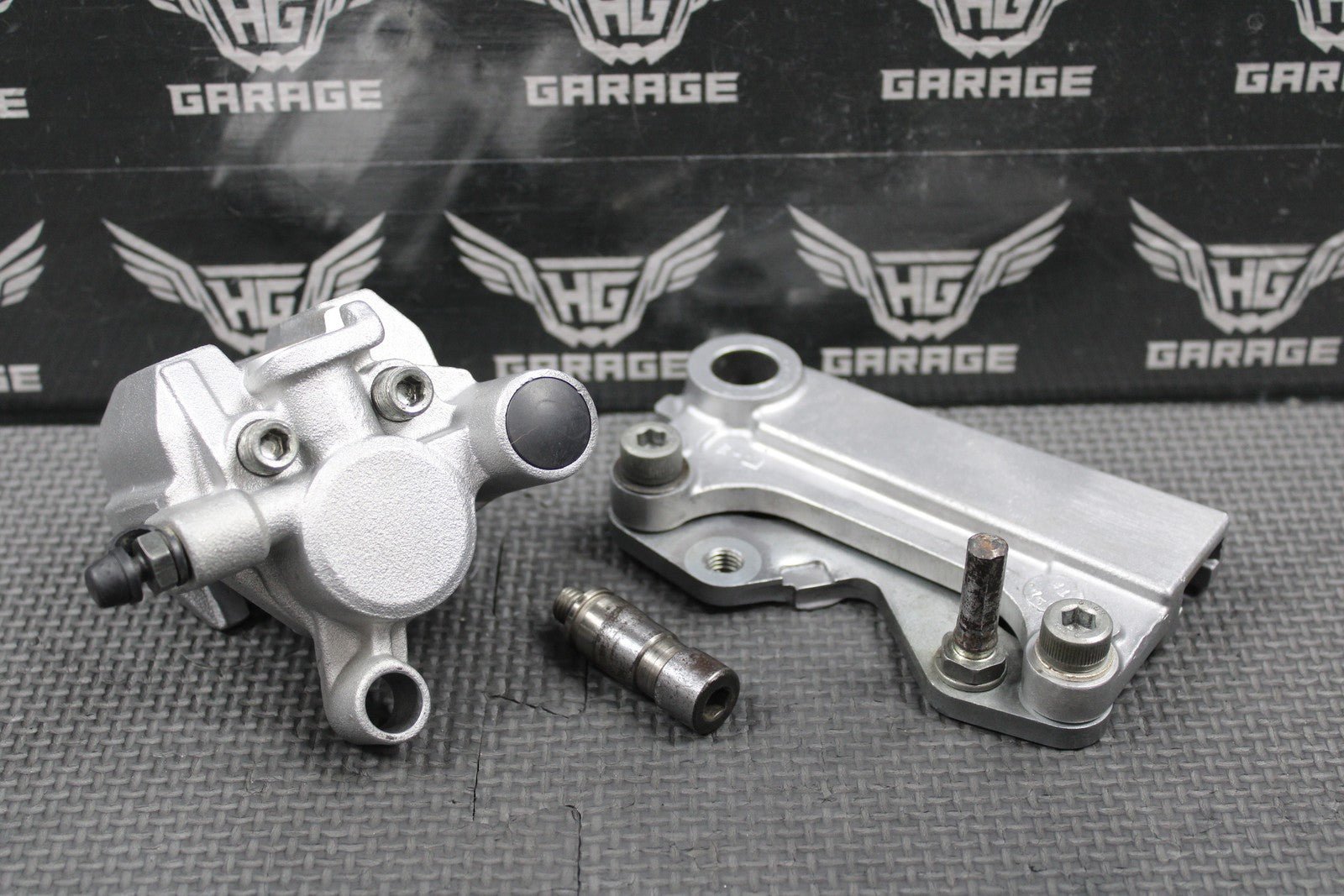 2015 KAWASAKI 04 - 22 KX85 KX100 OEM NISSIN REAR BACK BRAKE CALIPER 43080 - 5134 - hggarage