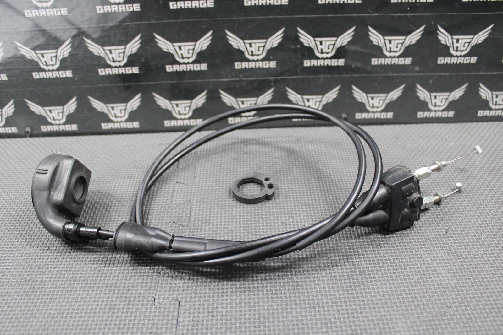 2020 SUZUKI RMZ250 RMZ450 OEM RIGHT THROTTLE GRIP CABLE HOUSING 58301 - 37K00 - hggarage
