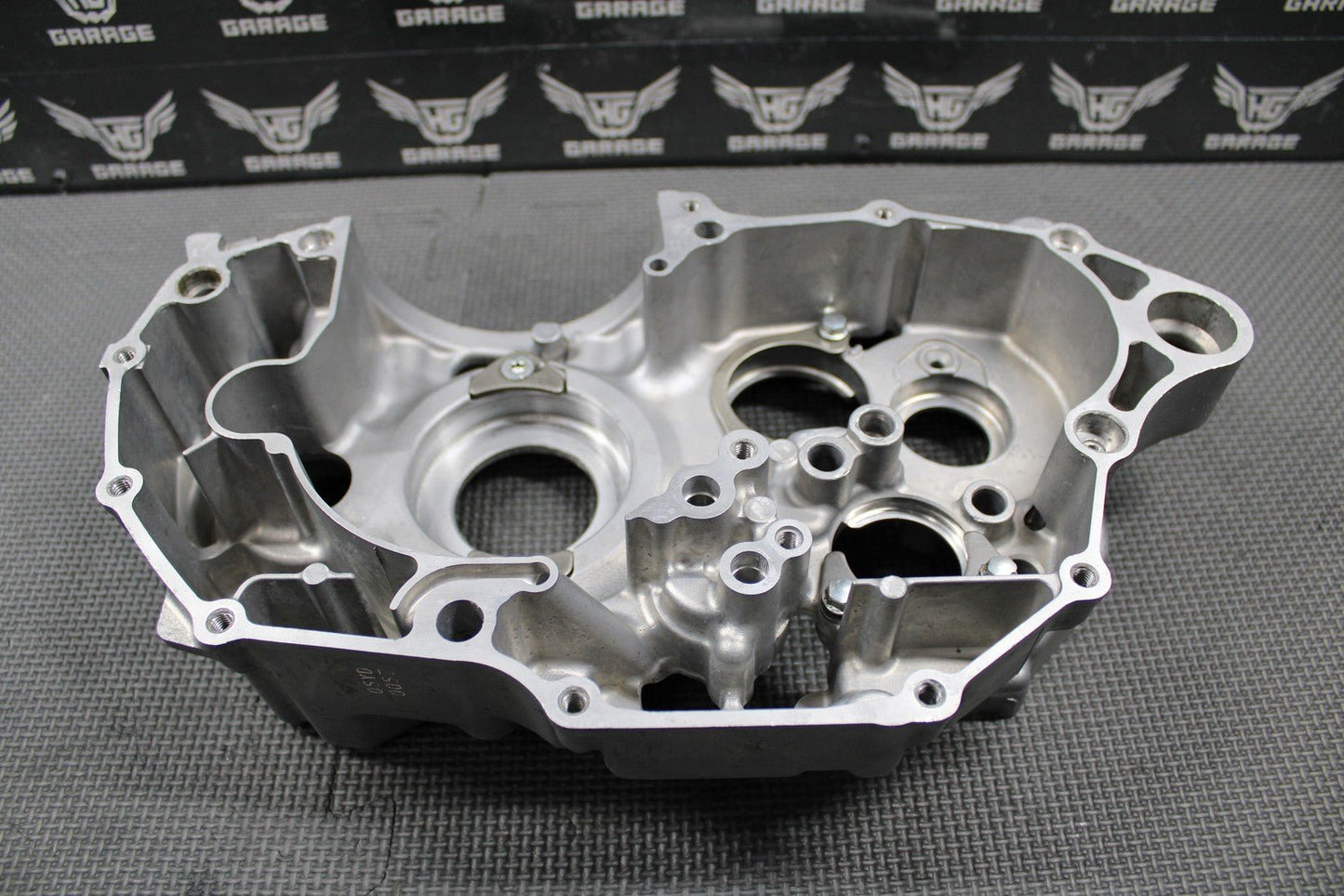 2009 YAMAHA 06 - 09 YZ450F OEM RIGHT SIDE ENGINE MOTOR CRANKCASE CRANK CASE GOOD! - hggarage