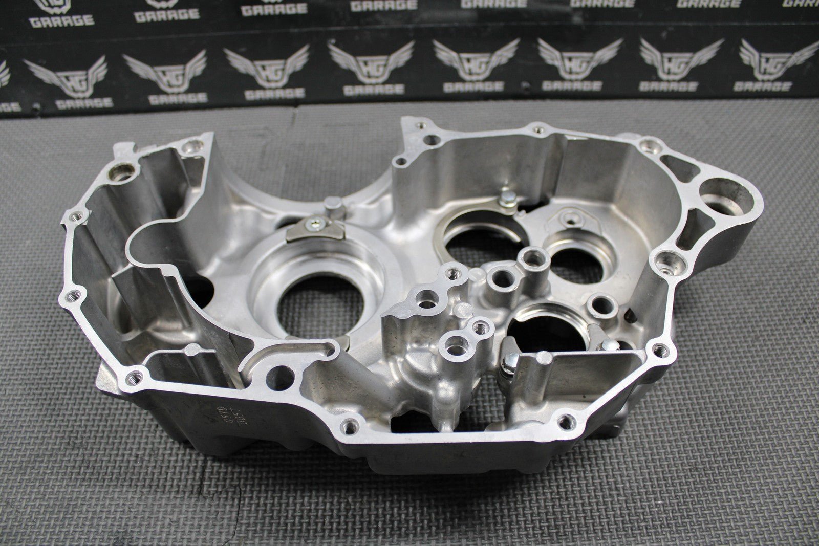 2009 YAMAHA 06 - 09 YZ450F OEM RIGHT SIDE ENGINE MOTOR CRANKCASE CRANK CASE GOOD! - hggarage