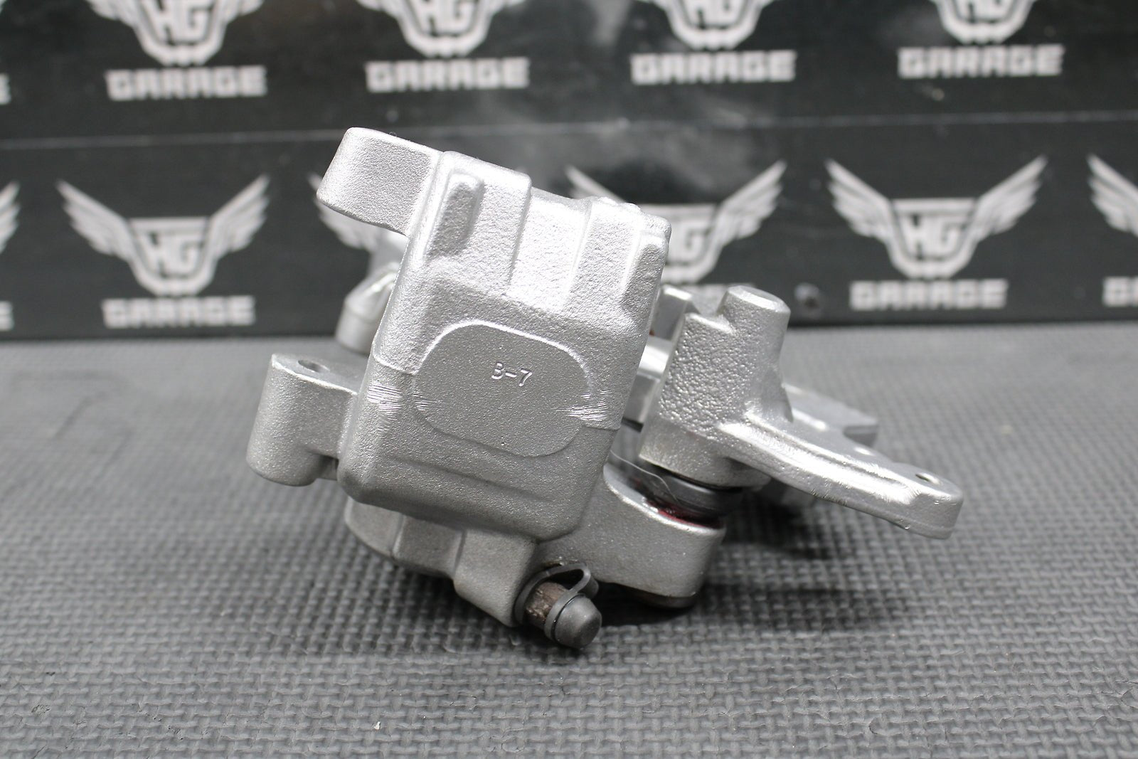 1998 YAMAHA YZ125 YZ250 OEM NISSIN REAR BACK BRAKE CALIPER 5DH - 2580W - 00 - 00 NICE - hggarage