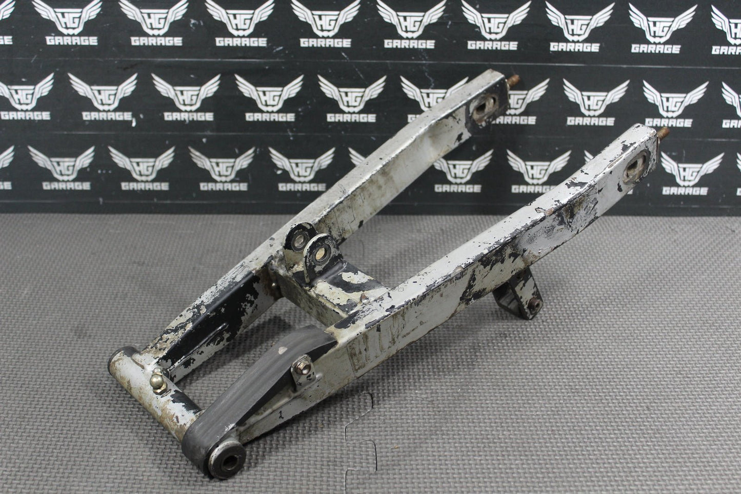 2001 KTM 50 SX 98 - 01 SWINGARM SWING ARM REAR SUSPENSION PIVOT 45004030300 - hggarage