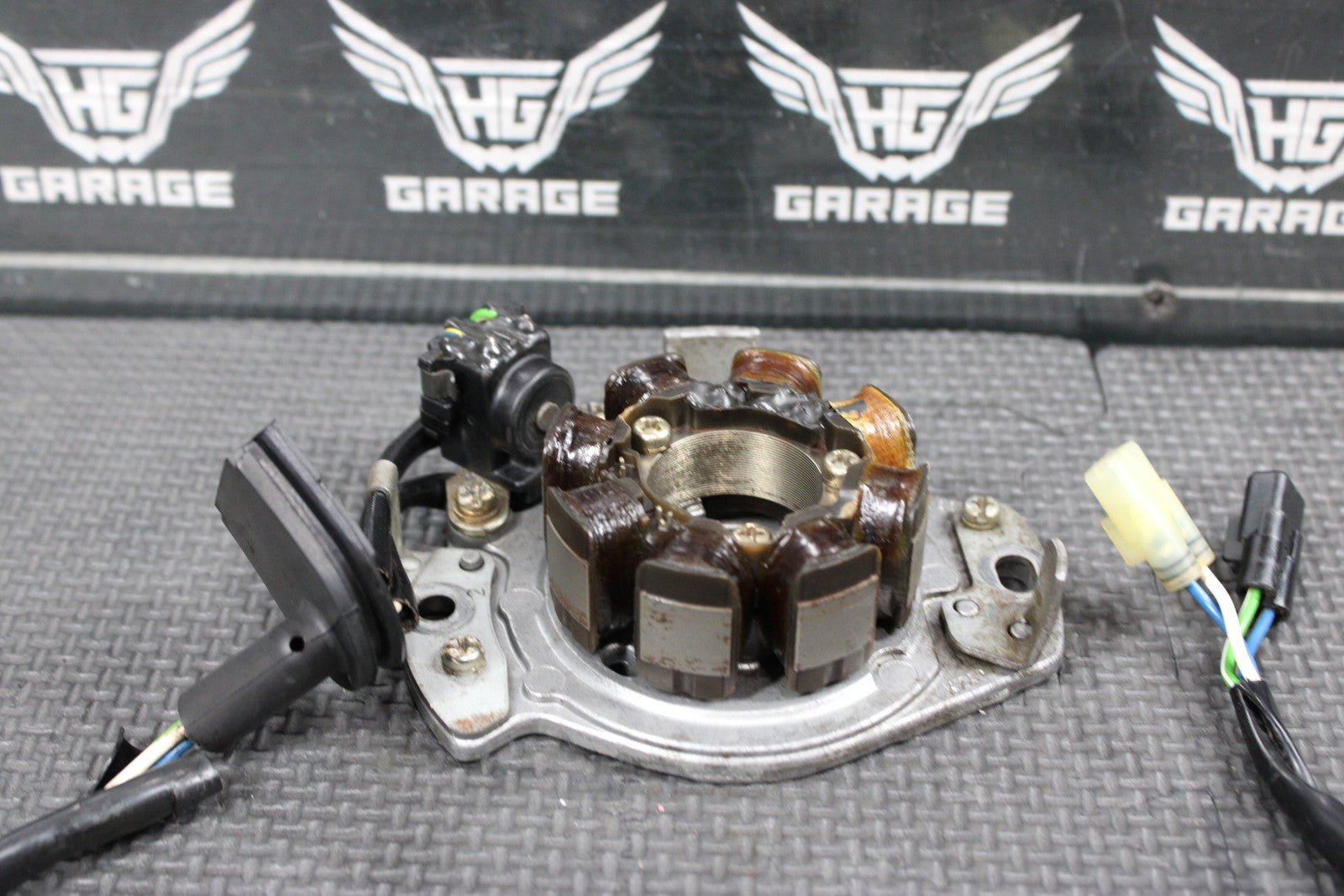 1998 HONDA CR125R OEM STATOR MAGNETO ROTOR FLYWHEEL 31100 - KZ4 - J02 - hggarage