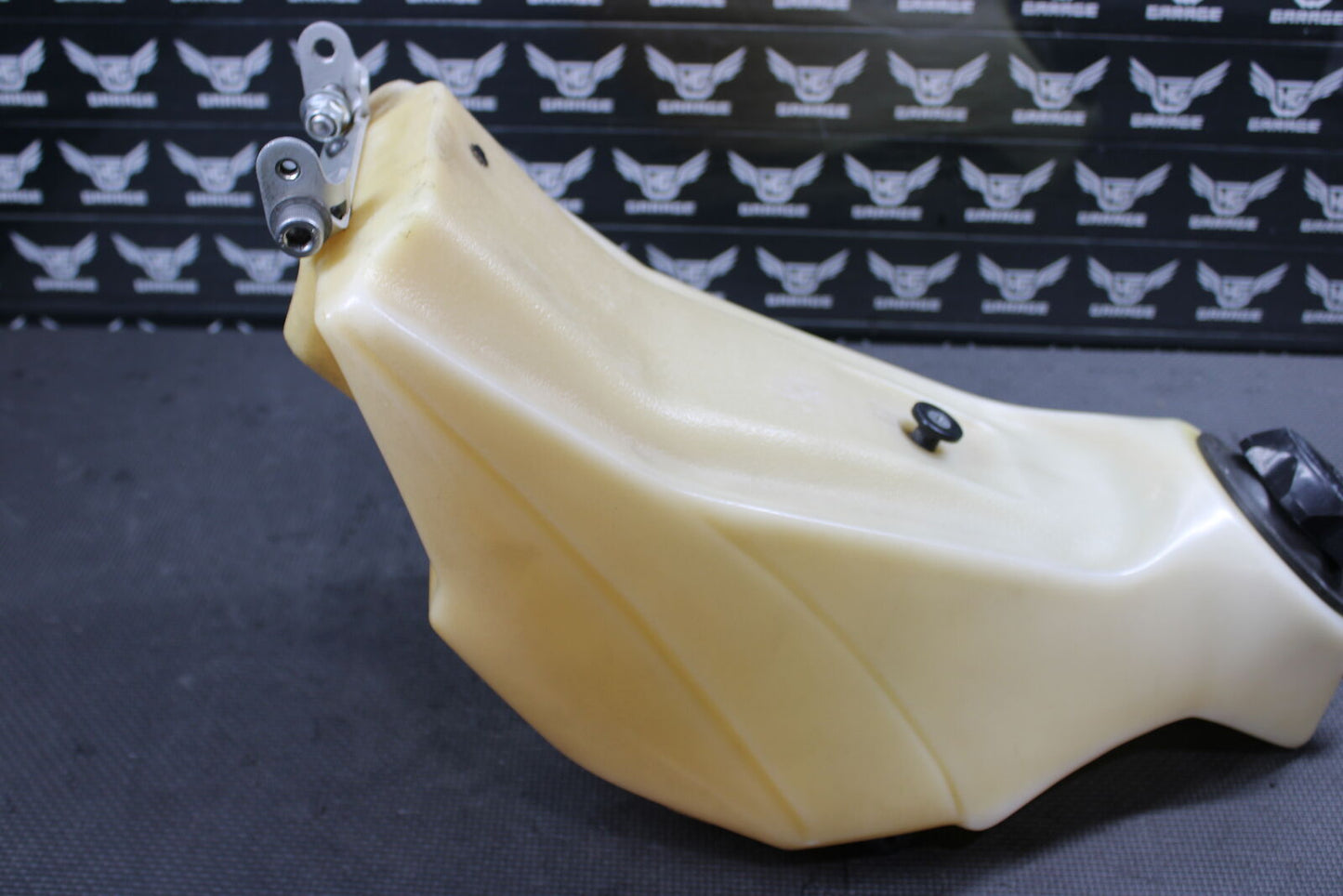 2010 YAMAHA YZ450F OVERSIZED GAS FUEL TANK CELL PETROL RESERVOIR 133D-24110-00-0