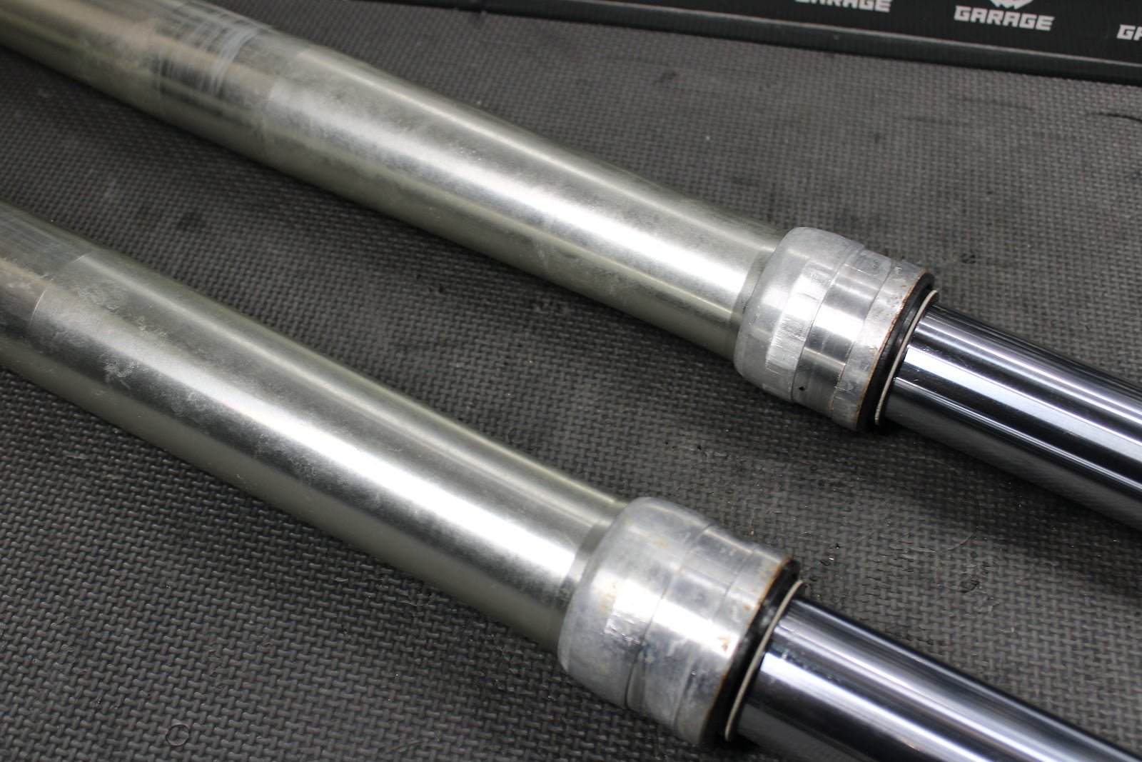 2003 Yamaha YZ125 OEM KYB Right Left Front Suspension Forks Shocks 5UN - 23102 - 00 - hggarage