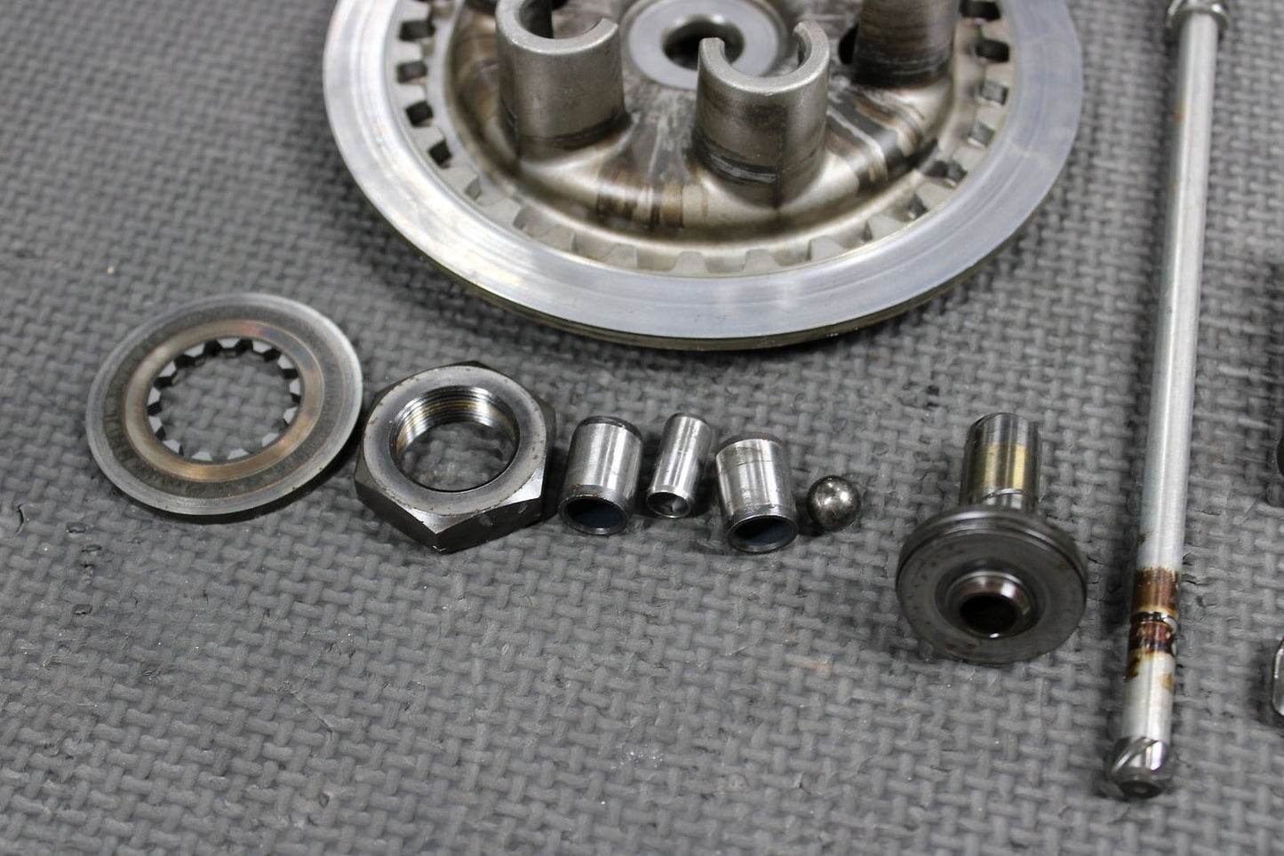 2008 YAMAHA YZ450F OEM CLUTCH SPRING PRESSURE PLATE HARDWARE ASSEMBLY - hggarage