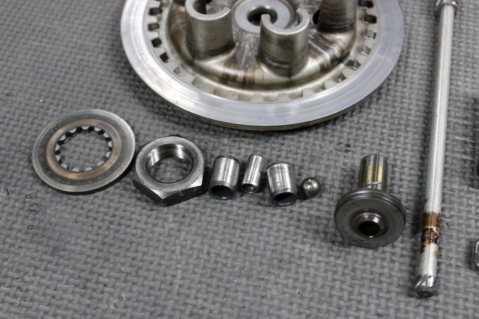 2008 YAMAHA YZ450F OEM CLUTCH SPRING PRESSURE PLATE HARDWARE ASSEMBLY - hggarage