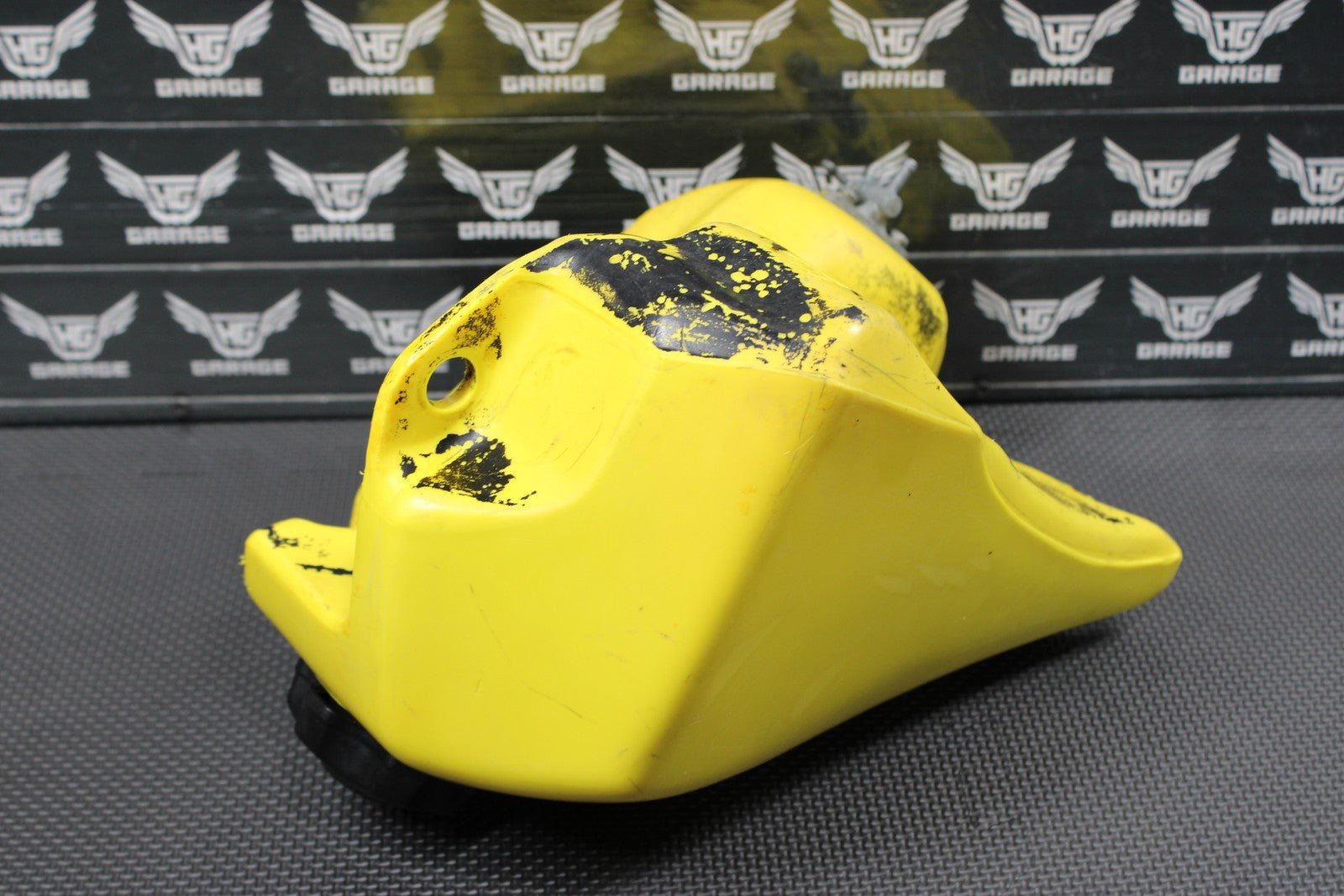 2001 SUZUKI RM80 00 - 01 OEM GAS FUEL TANK CELL GAS TANK RESERVOIR 44110 - 02B00 - YR1 - hggarage