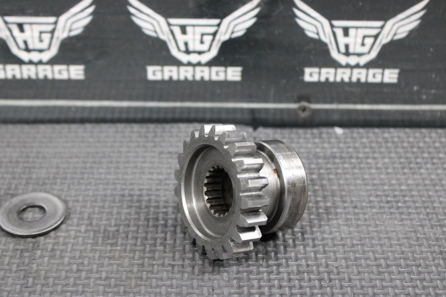 1996 SUZUKI RM250 OEM ENGINE MOTOR CRANKSHAFT PRIMARY DRIVE GEAR BOLT - hggarage