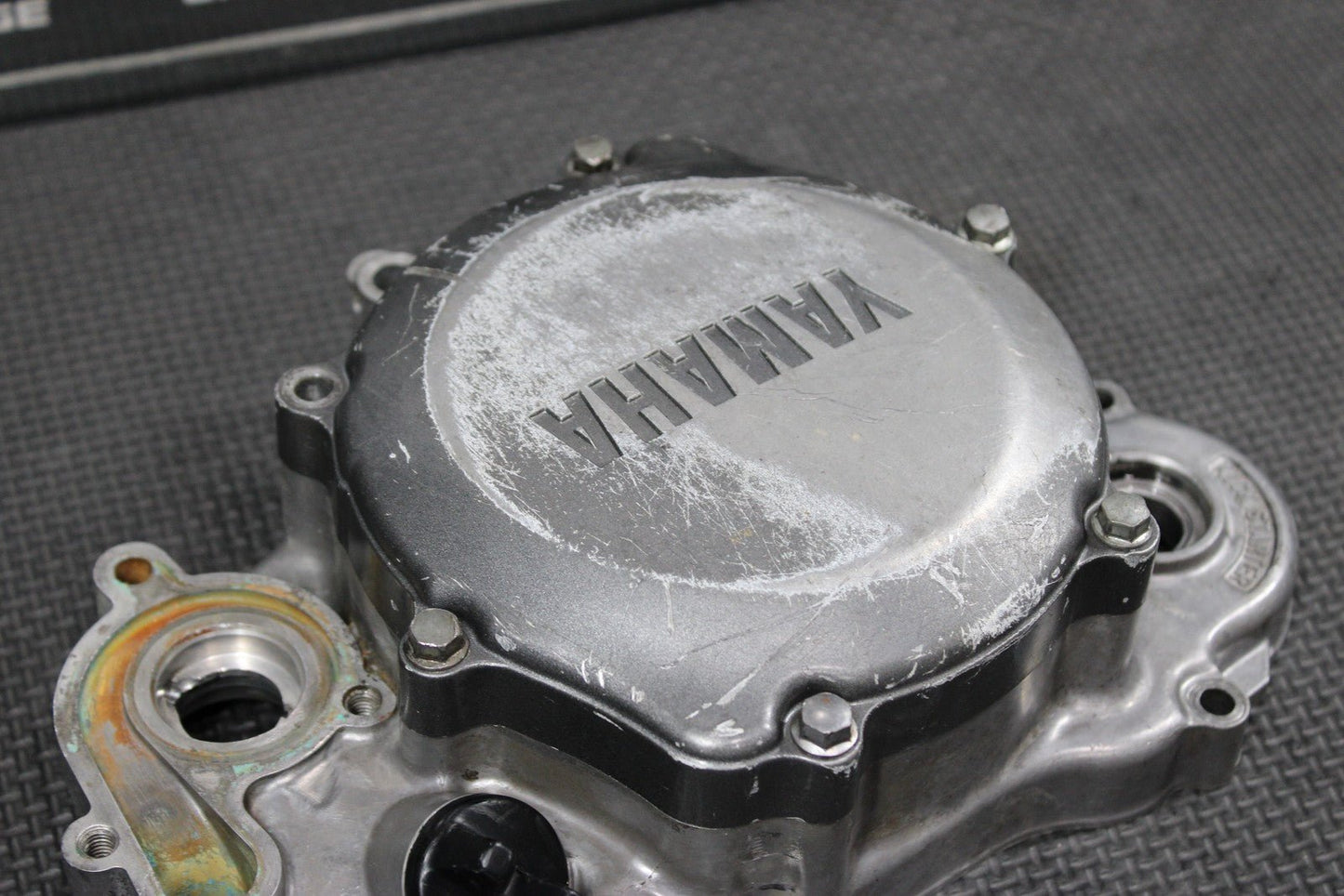 2007 02 - 07 YAMAHA YZ85 OEM RIGHT SIDE ENGINE INNER OUTER CLUTCH COVER WATERPUMP - hggarage