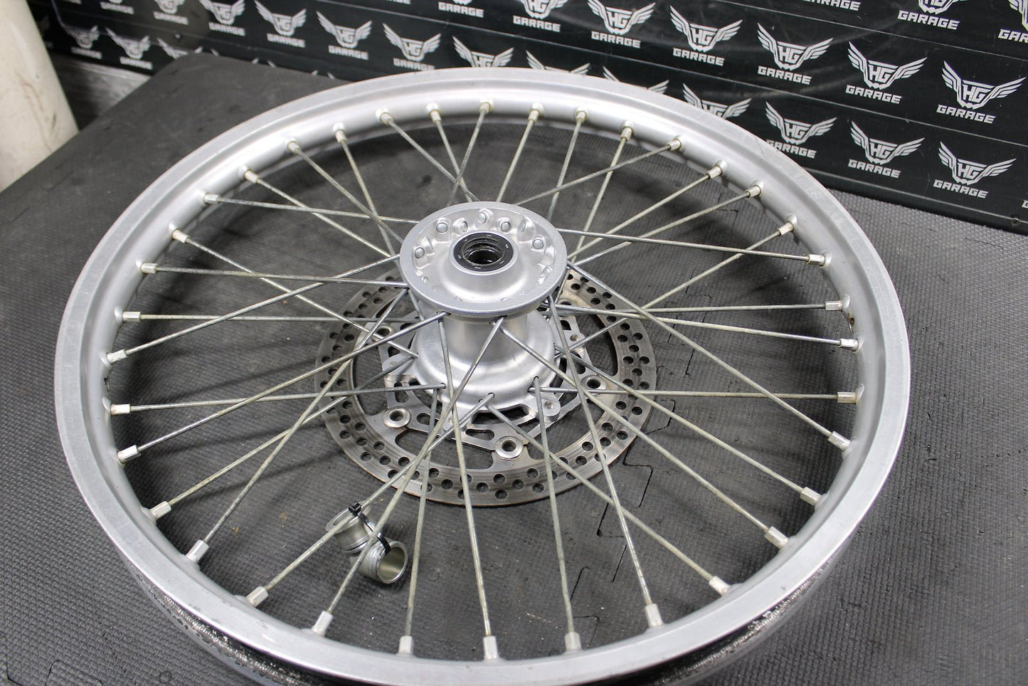 2006 YAMAHA YZ250F OEM EXCEL FRONT WHEEL RIM HUB ASSEMBLY 5NY - 25111 - 00 - 00 - hggarage