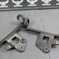 2005 SUZUKI DR200SE OEM RIGHT LEFT FRONT HEADLAMP HEADLIGHT BRACKET SUPPORT - hggarage