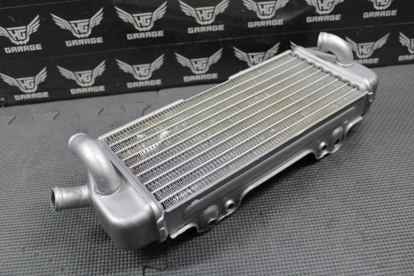 2004 98 - 06 KTM 125SX OEM RIGHT SIDE RADIATOR COOLER RADIATOR 50335008100 - hggarage