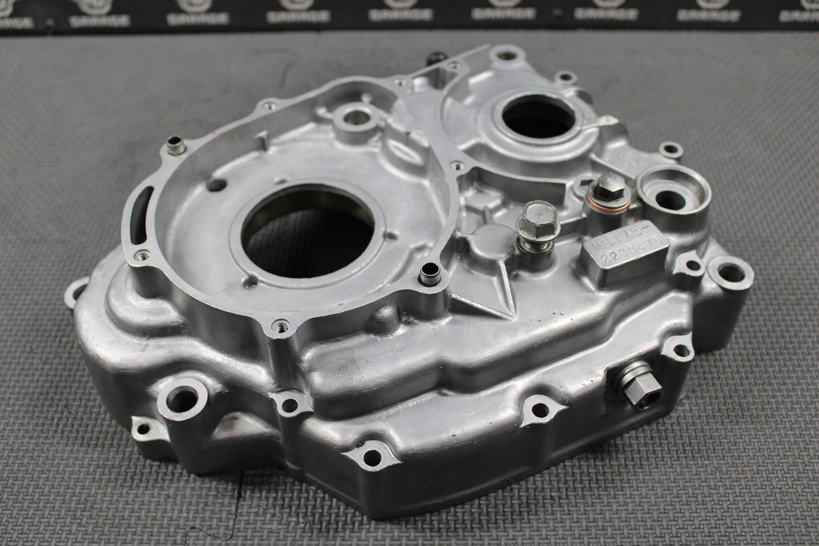 1989 HONDA 88 - 95 XR250R OEM LEFT ENGINE CRANKCASE CRANK CASE 11200 - KZ1 - 670 NICE! - hggarage