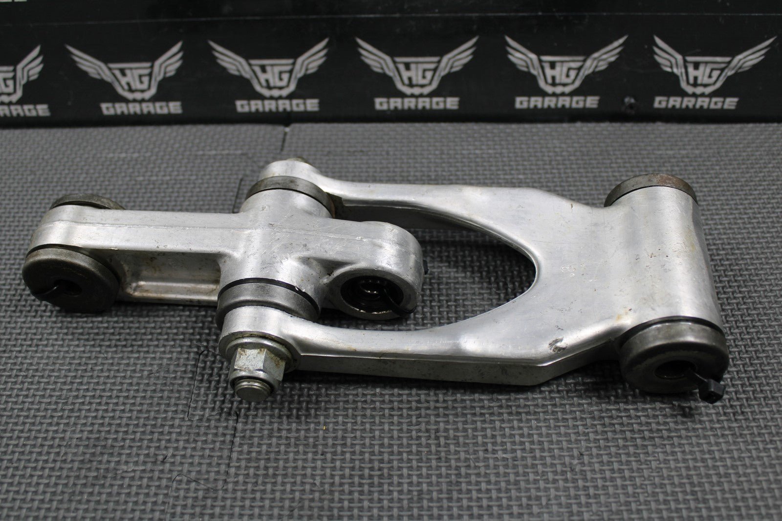 1995 89 - 98 SUZUKI RMX250 OEM REAR SHOCK LINKAGE CUSHION LEVER SET 62601 - 27811 - hggarage