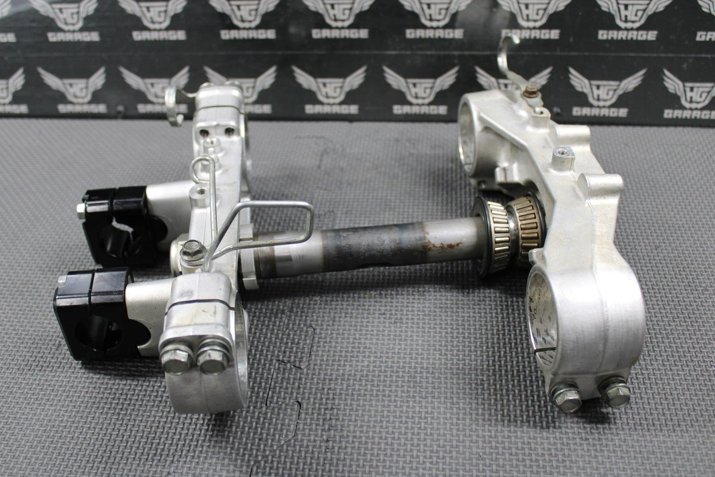2003 KAWASAKI KLX400SR OEM FRONT FORK LOWER UPPER TRIPLE TREE STEM FAT BAR CLAMP - hggarage