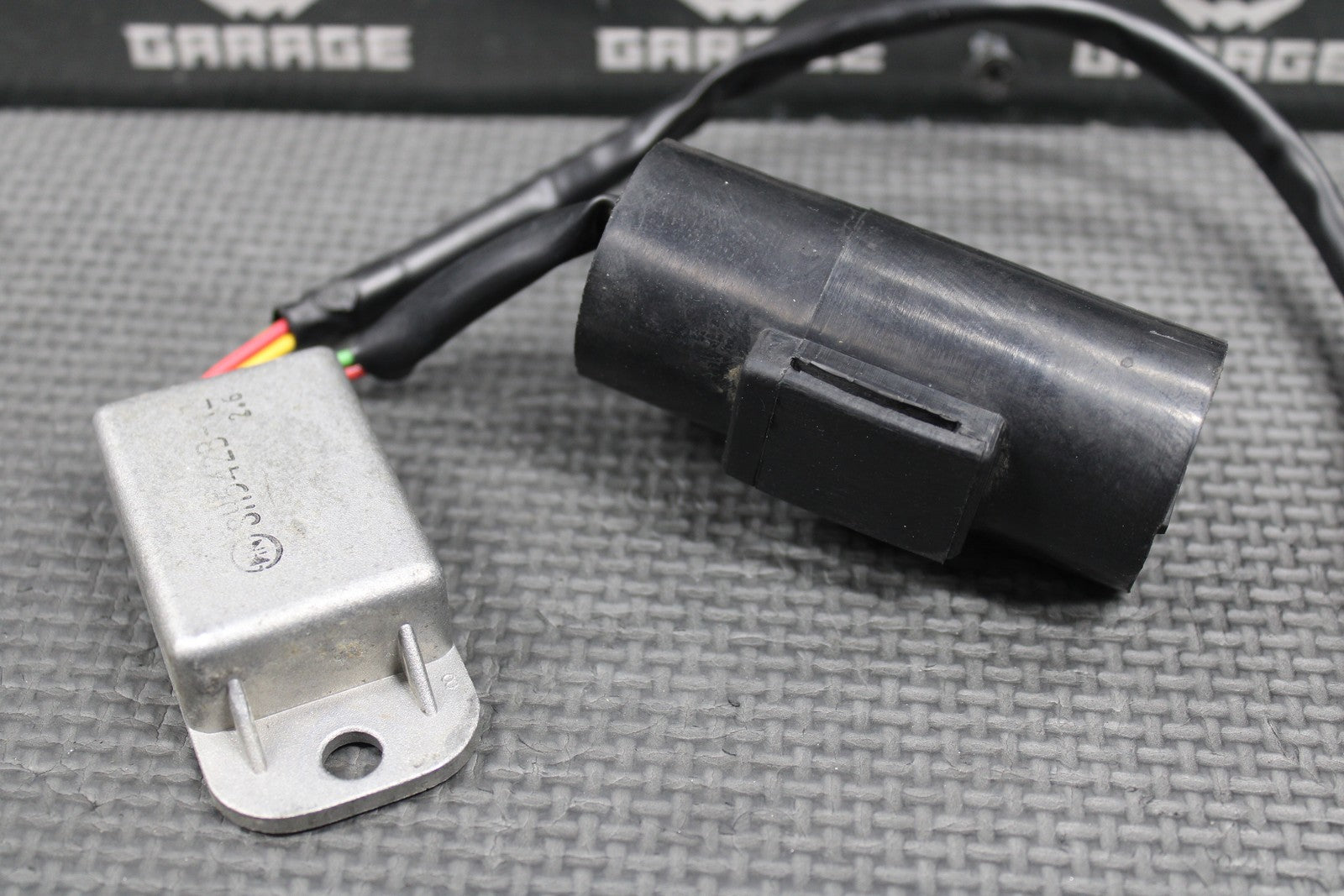 2003 HONDA 02 - 07 CR250R OEM RECTIFIER VOLTAGE REGULATOR 31600 - KZ3 - J41 LOW HOUR! - hggarage
