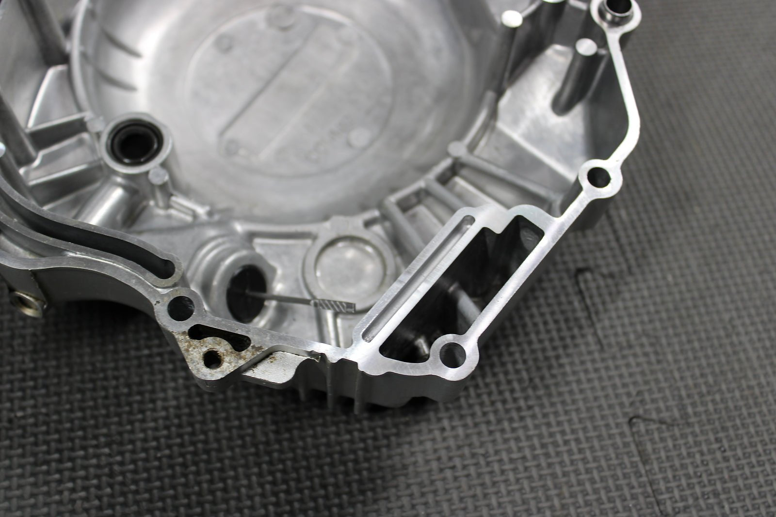 2003 YAMAHA TTR125 TTR125E TTR125L ENGINE MOTOR SIDE CLUTCH COVER - hggarage