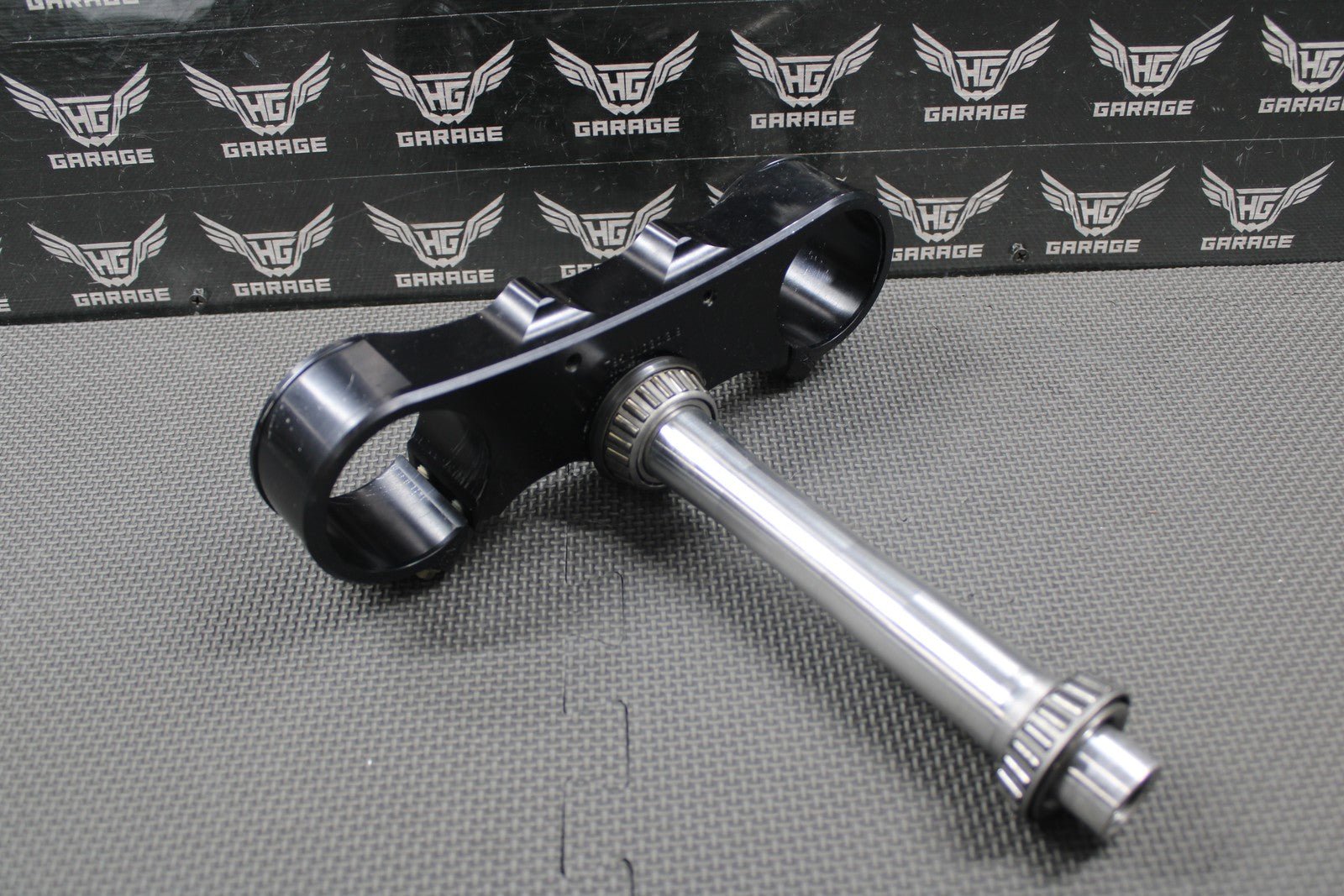 2010 KTM 250 XCF - W OEM FRONT FORKS CLAMP LOWER TRIPLE TREE STEM 7800103201930 - hggarage