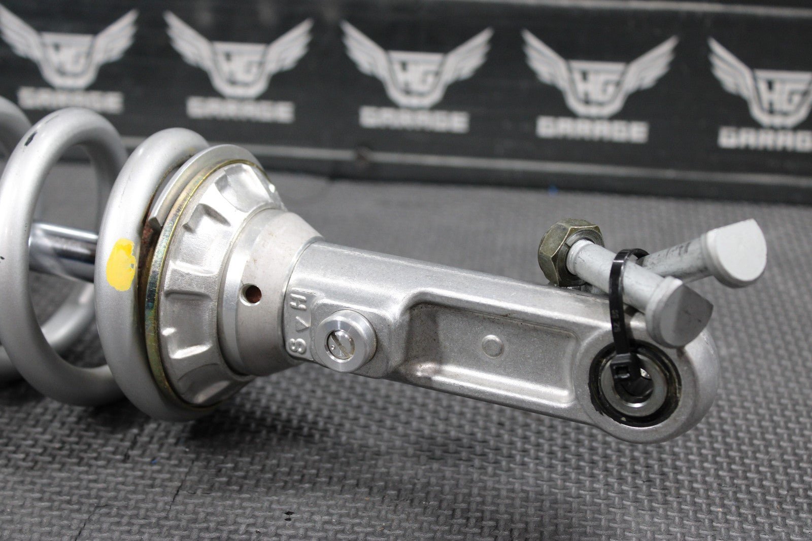 2005 YAMAHA YZ450F OEM REAR BACK SHOCK ABSORBER SUSPENSION 5XD - 22210 - 50 - 00 NICE! - hggarage