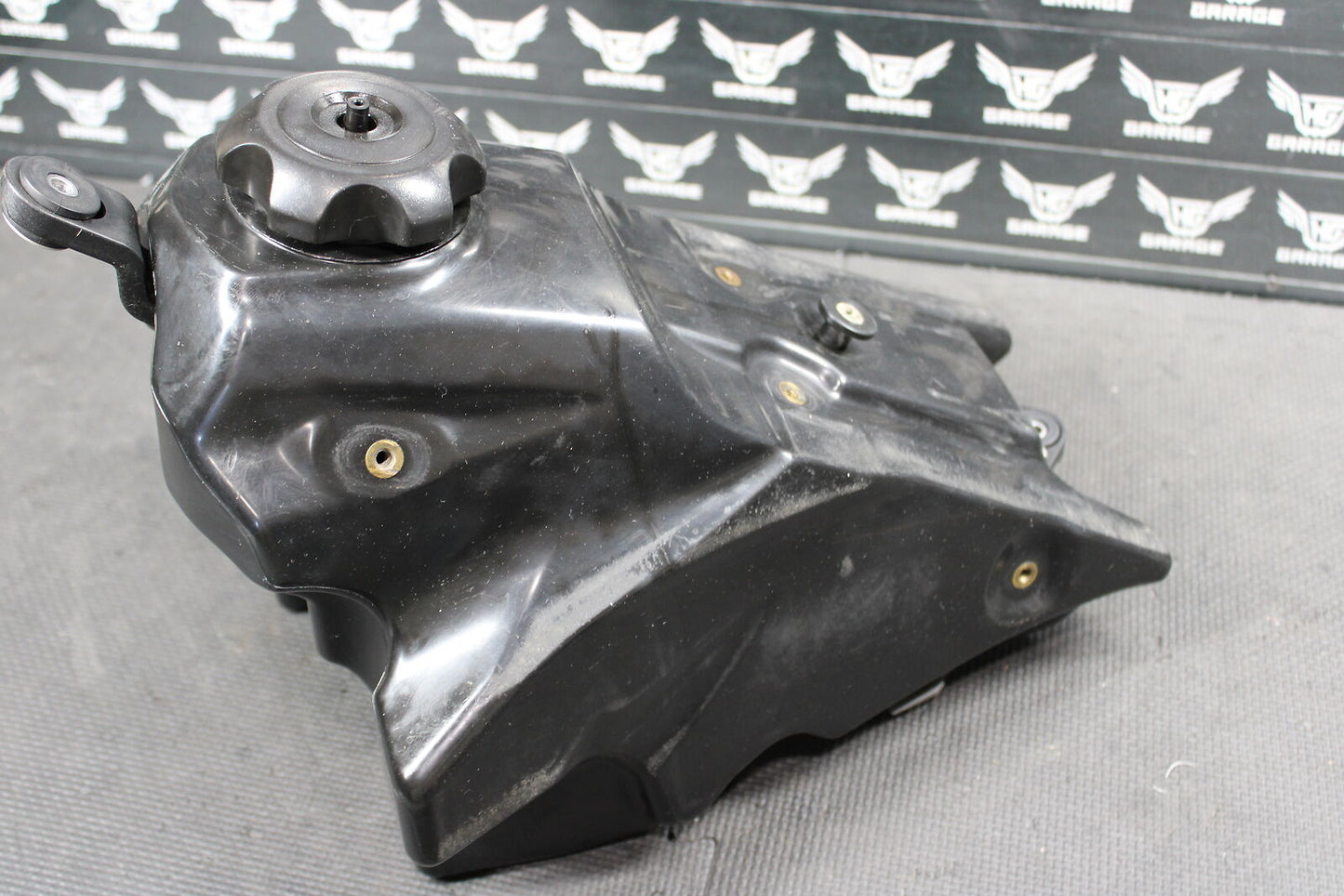 2006 YAMAHA YZ450F OEM GAS FUEL TANK CELL PETROL RESERVOIR 2S2-24110-70-00 4JT-2