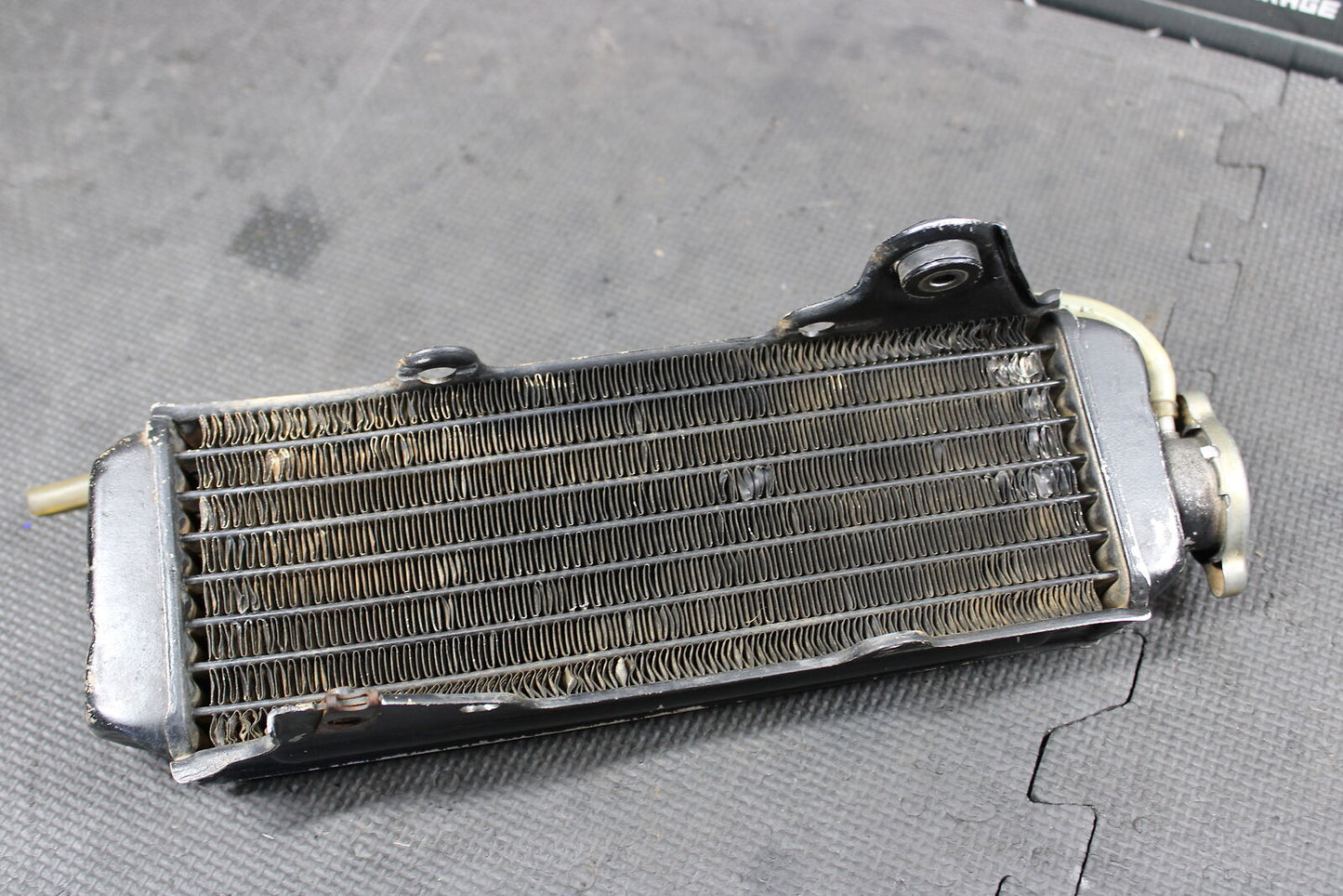 2006 HONDA CR85R CR85RB OEM ENGINE MOTOR COOLING COOLER RADIATOR ASSEMBLY