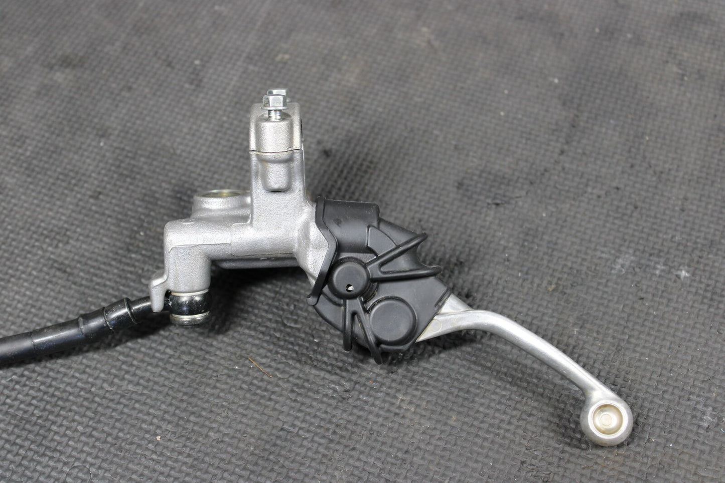 2022 YAMAHA YZ450FX OEM NISSIN FRONT BRAKE CALIPERMASTER CYLINDER ASSEMBLY