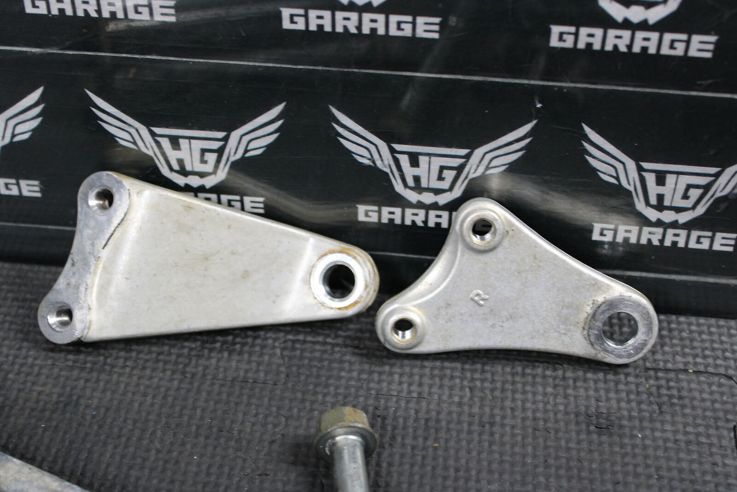 2019 HONDA 2018 2019 CRF250R CRF250RX OEM ENGINE MOTOR MOUNT STAY BRACKETS