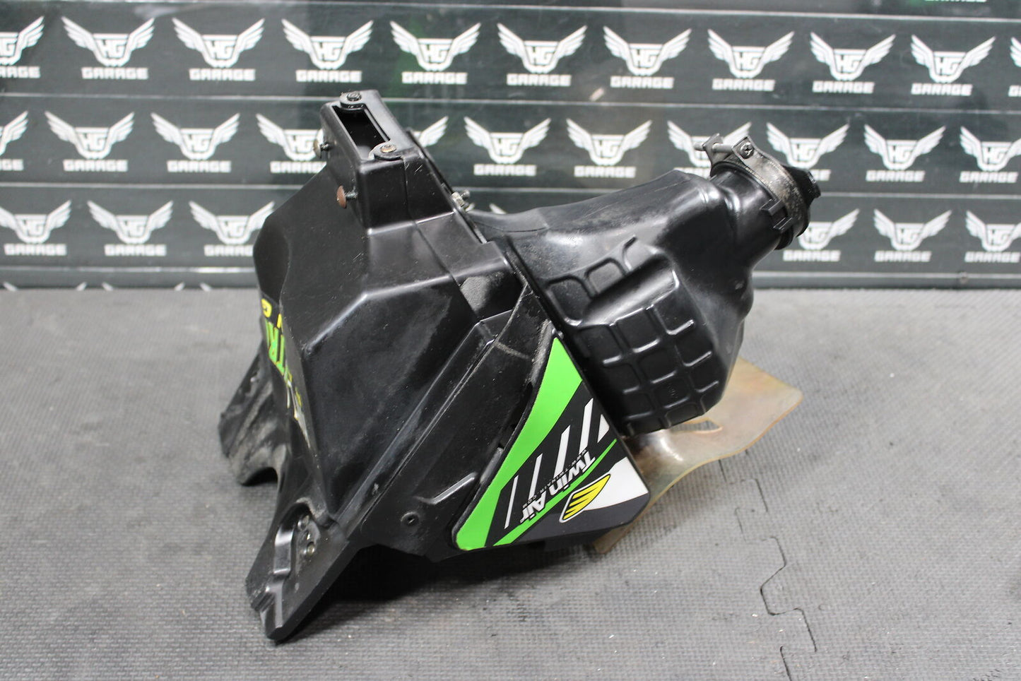 2011 KAWASAKI KX250F OEM AIR CLEANER FILTER BOX ASSEMBLY 11011-0734 14073-0291