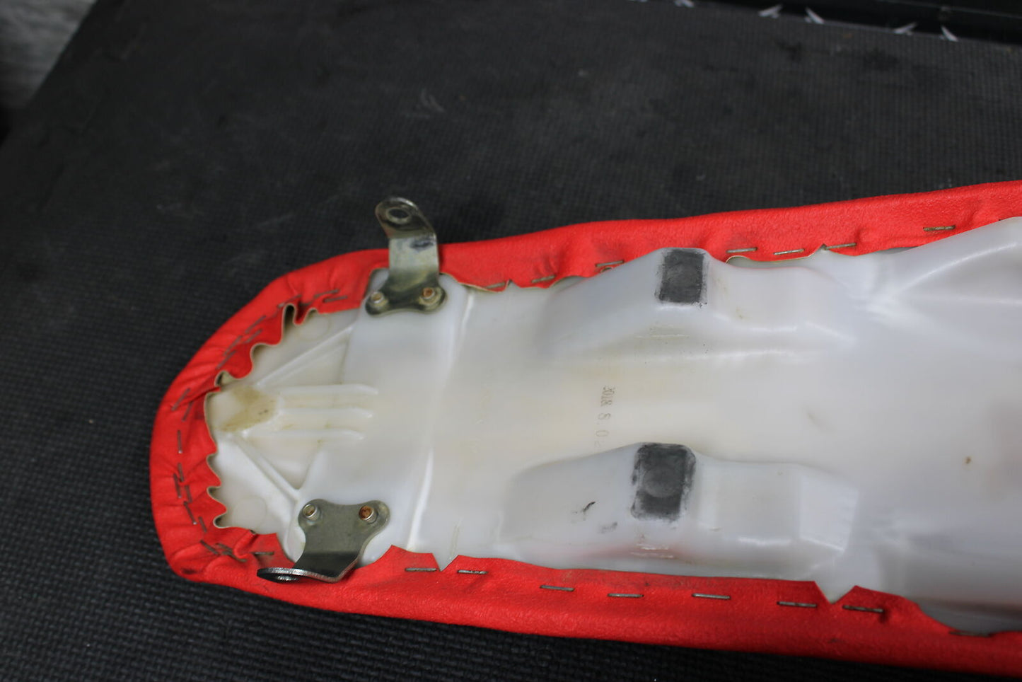 2019 HONDA CRF250R OEM SEAT SADDLE CUSHION ASSEMBLY 77100-MKE-A02ZA