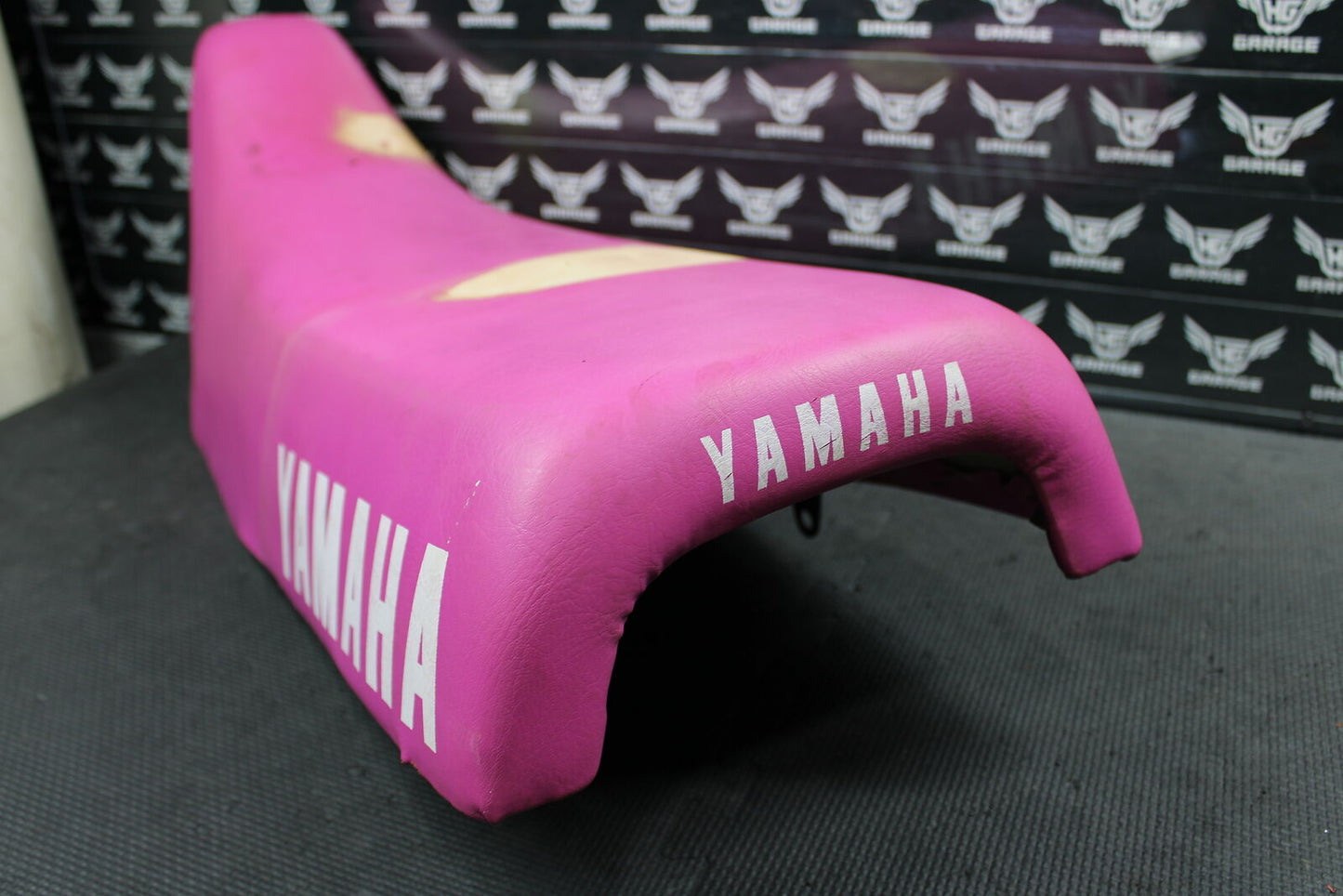 1991 1992 YAMAHA RT180 OEM PINK PURPLE SEAT SADDLE FOAM PAN 2TW-F4770-40-00