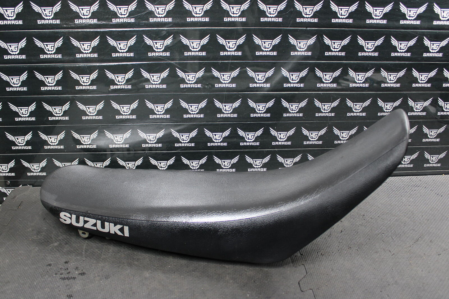 2013 SUZUKI DRZ400SM OEM SEAT SADDLE CUSHION ASSEMBLY 45100-29FE1-BYD