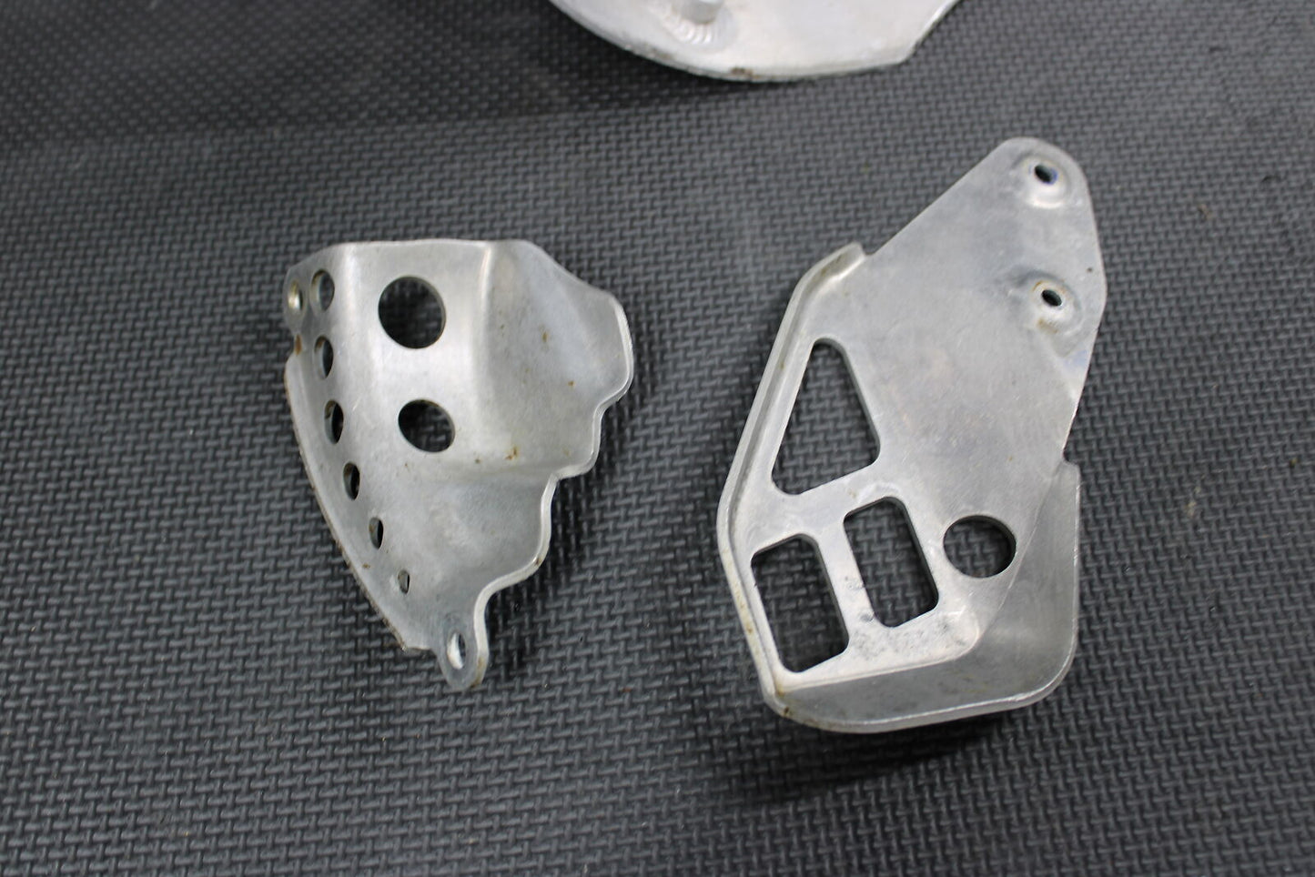 2002 YAMAHA YZ250F WORKS CONNECTION LOWER BOTTOM SKID PLATE GUARD SHIELD 5SG-211