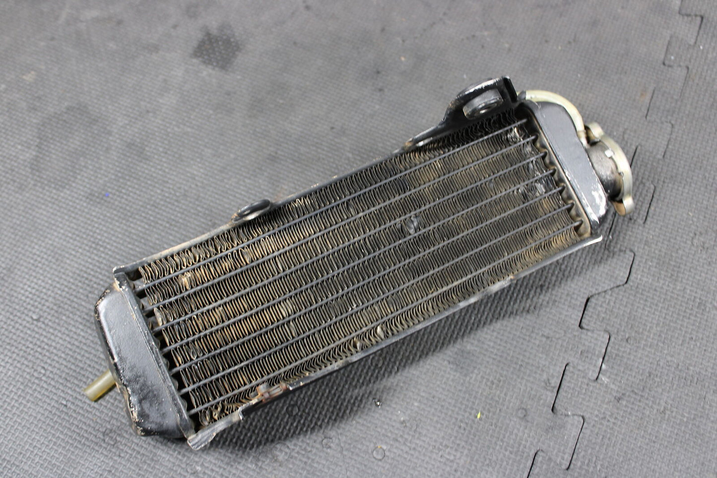 2006 HONDA CR85R CR85RB OEM ENGINE MOTOR COOLING COOLER RADIATOR ASSEMBLY